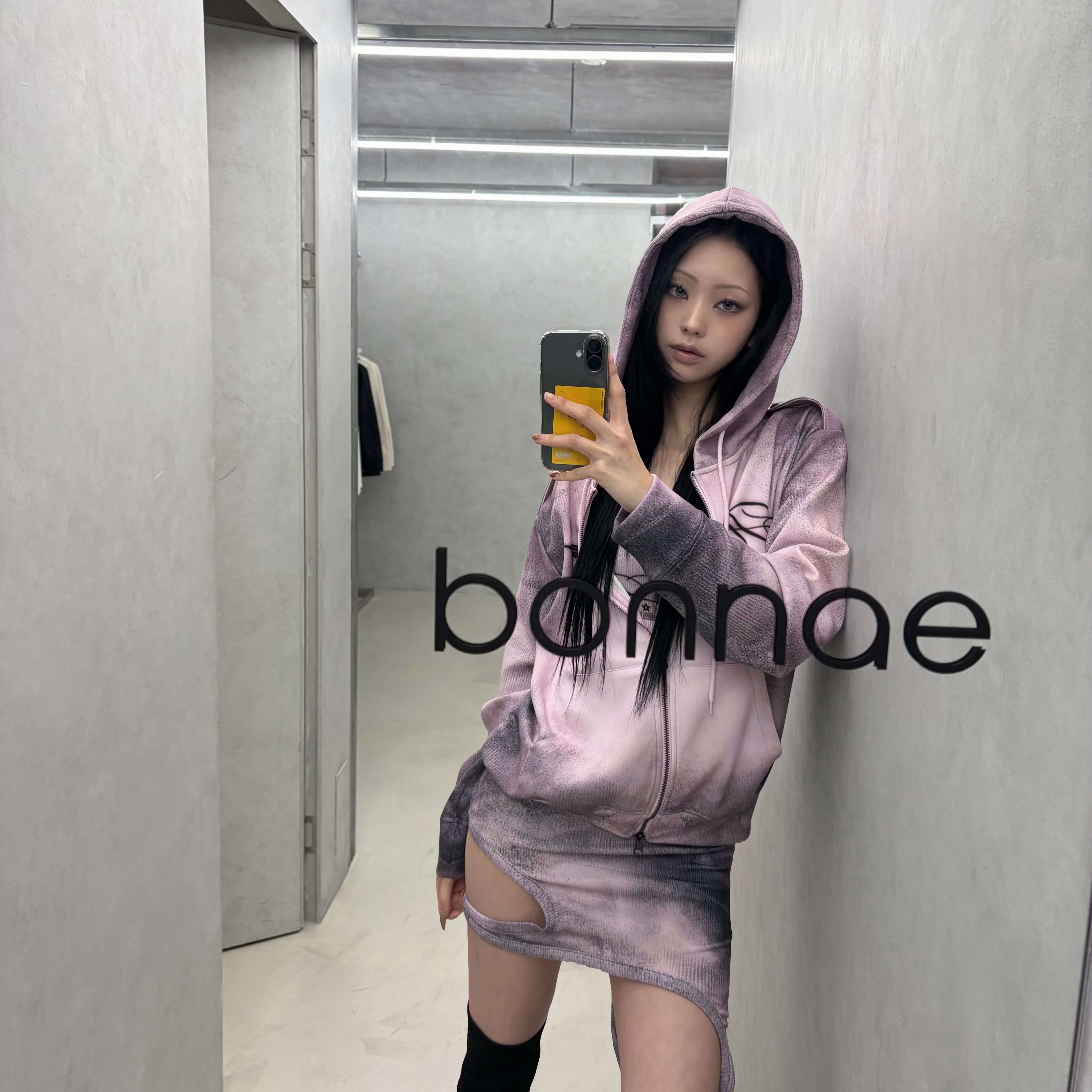 Bonnae Dusty Pink Zip-up Hoodie, Bonnae Asymmetric Dress Pink 착용 스타일