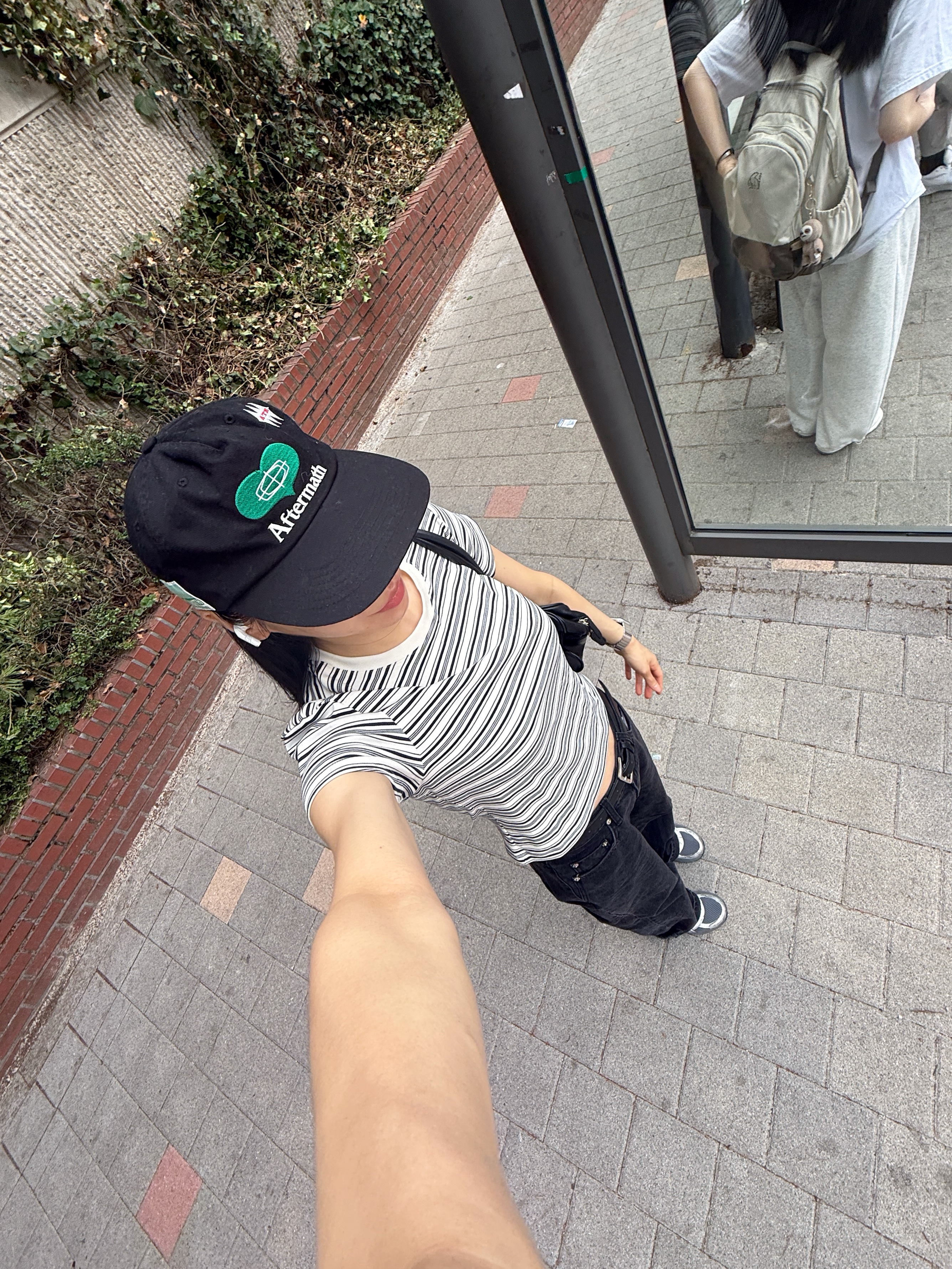 Aftermath Atm Love 5Panel Ball Cap Black, Apple AirPods Pro 3rd Gen (Korean Ver.) 착용 스타일