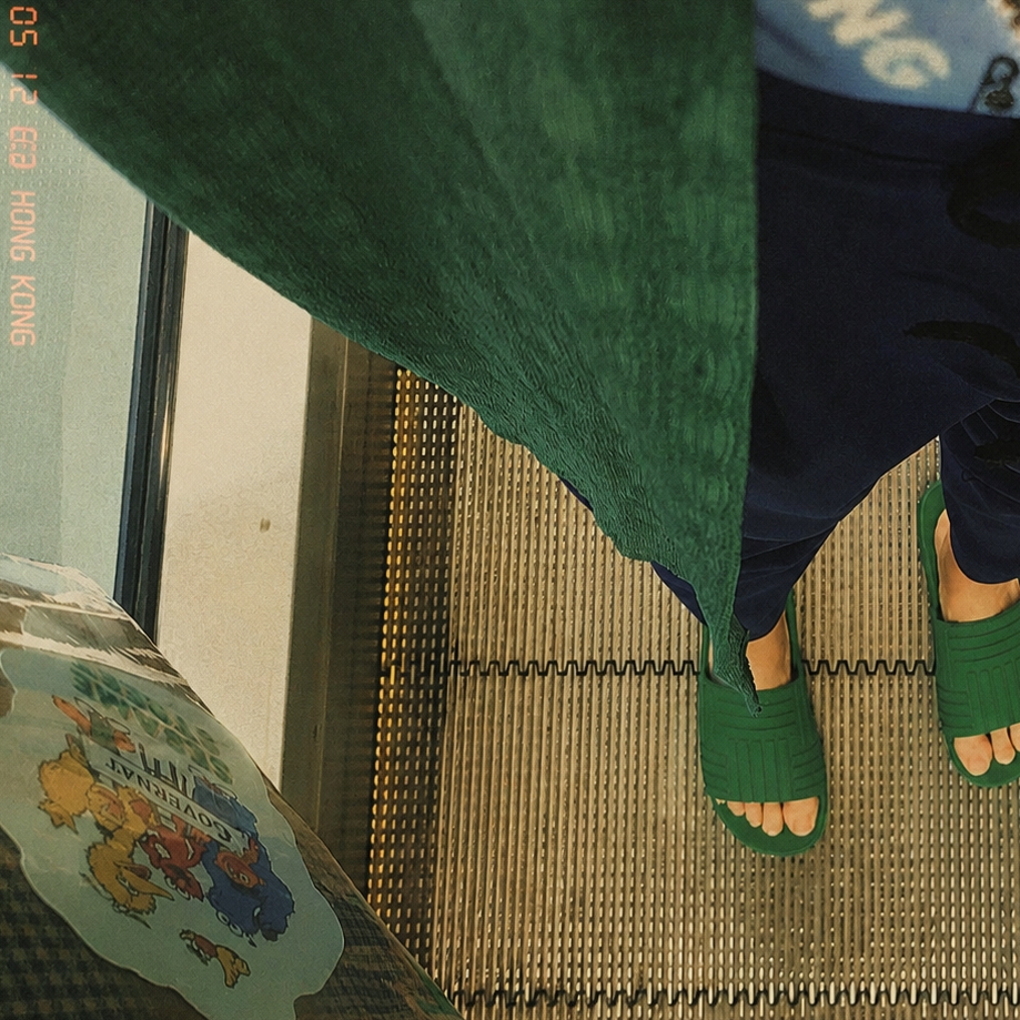 (W) Bottega Veneta Slider Parakeet 착용 스타일