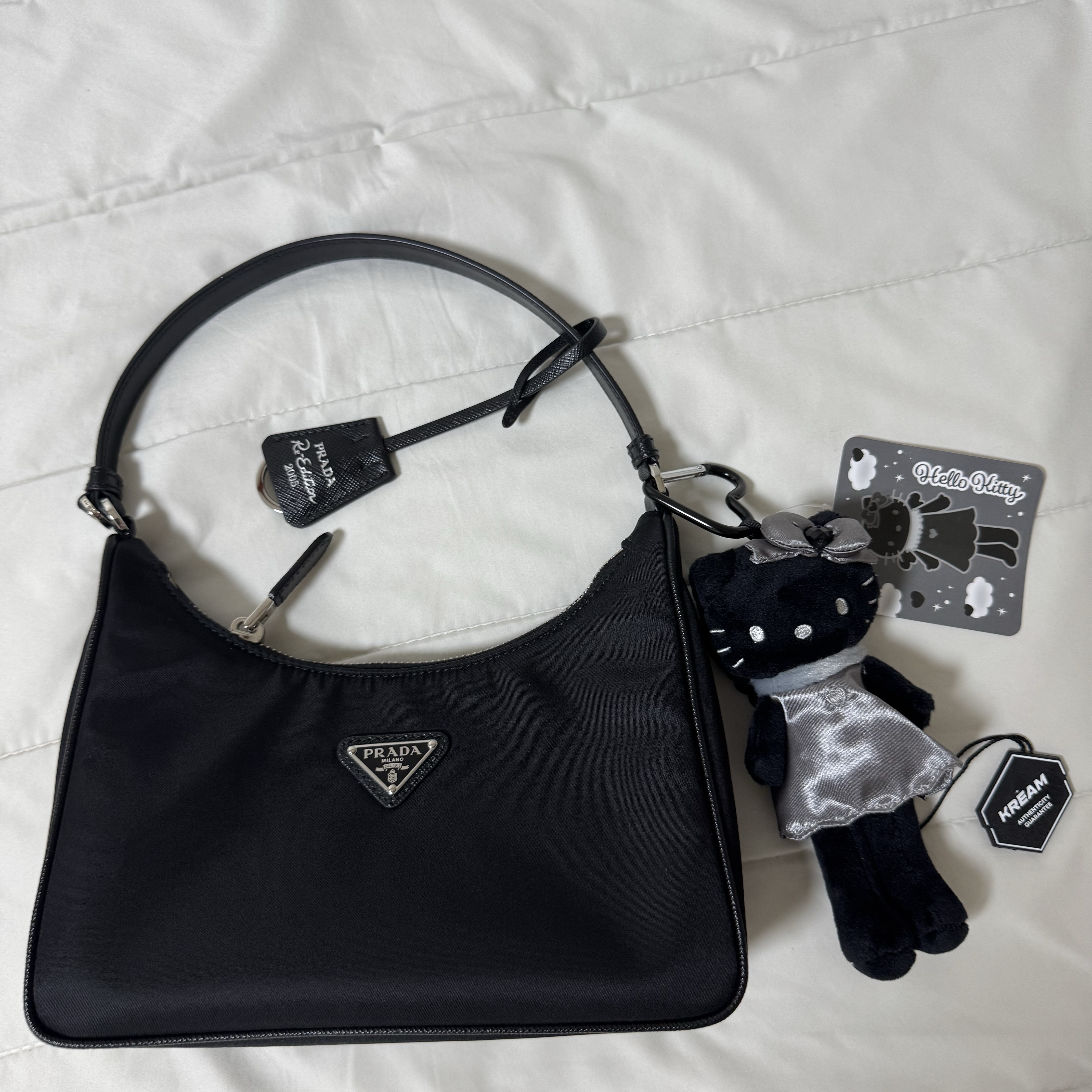 Sanrio Hello Kitty Black Angel Collection Style Up Mascot Angel Black 착용 스타일