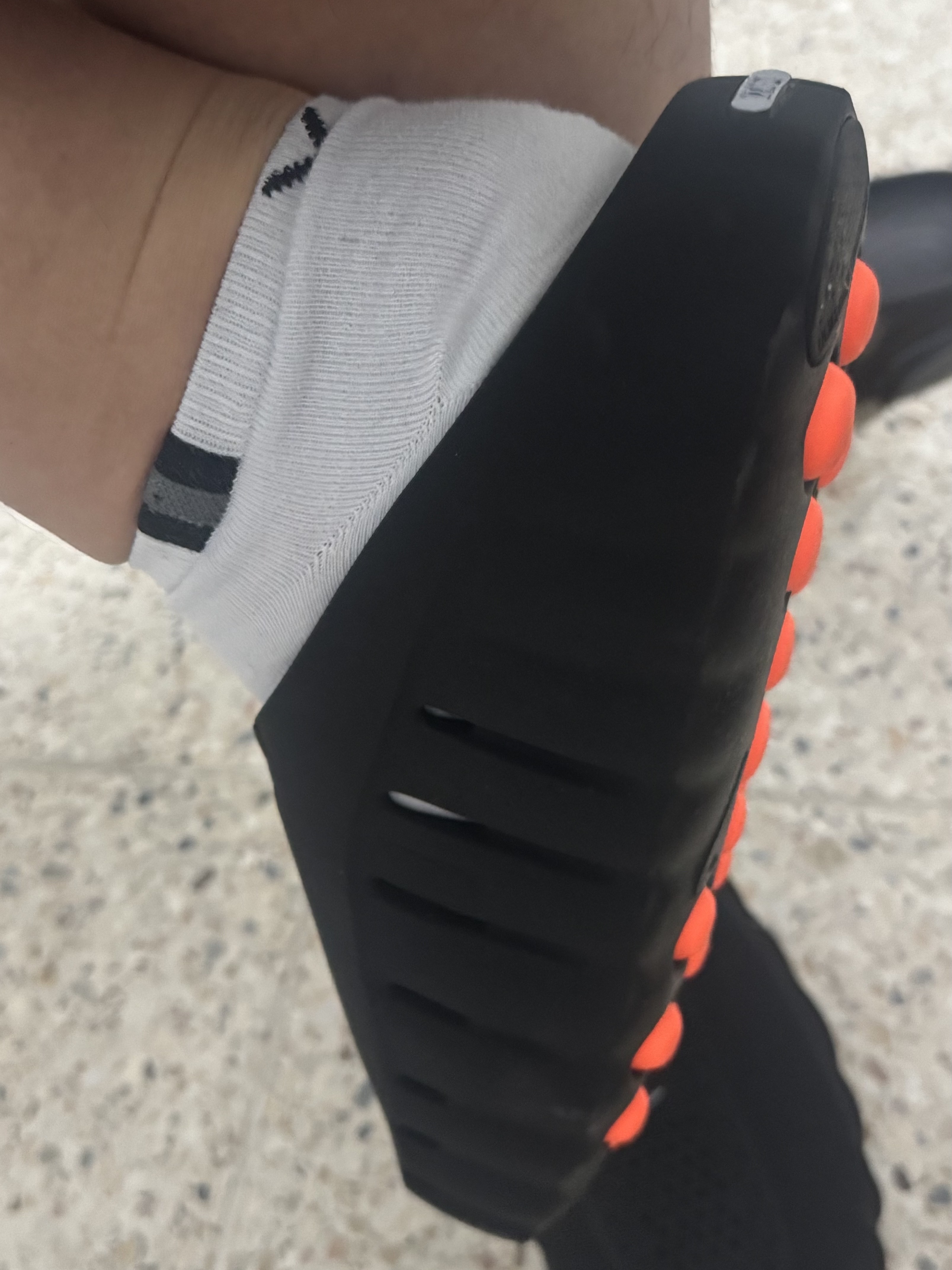 Nike Mind 001 Black Chrome 착용 스타일 - 1