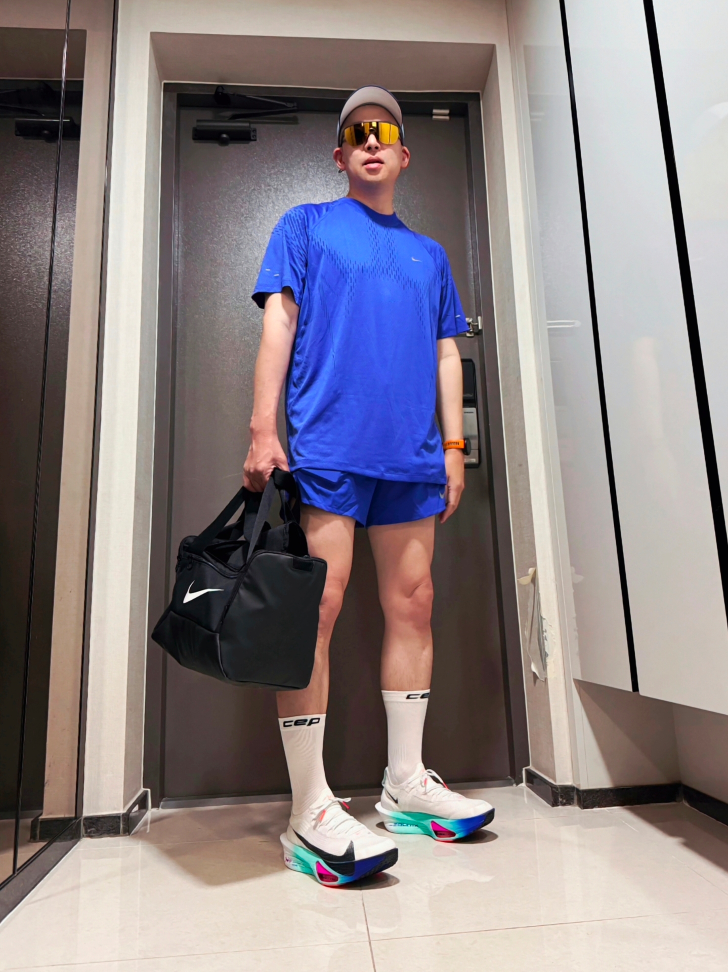 Nike Air Zoom Alphafly Next% 3 White Hyper Turquoise 착용 스타일