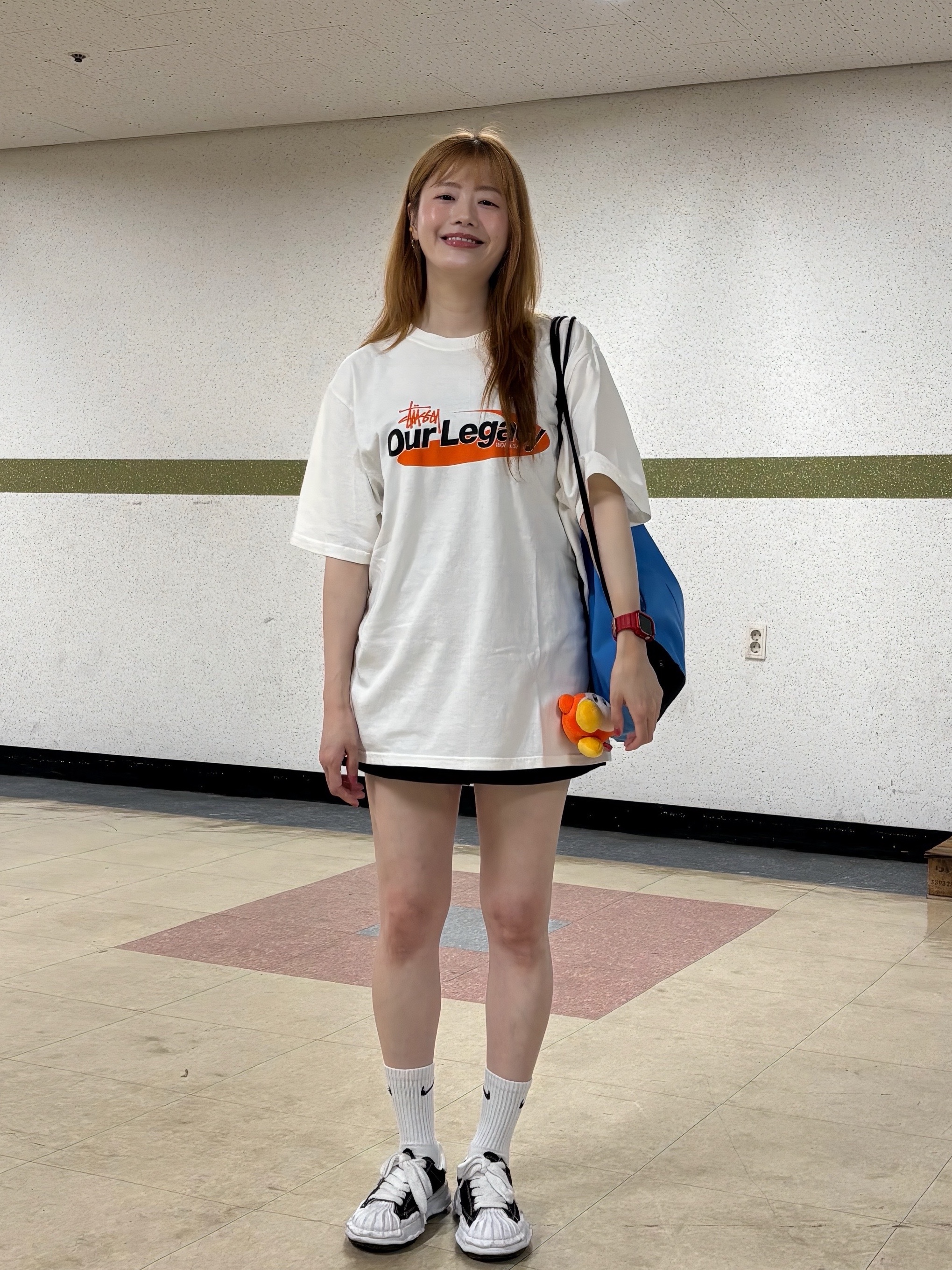 Stussy x Our Legacy Work Shop Swirl Pigment Dyed T-Shirt Natural, Maison Mihara Yasuhiro Blakey OG Sole Canvas Low-top Sneakers Black White 착용 스타일 - 2