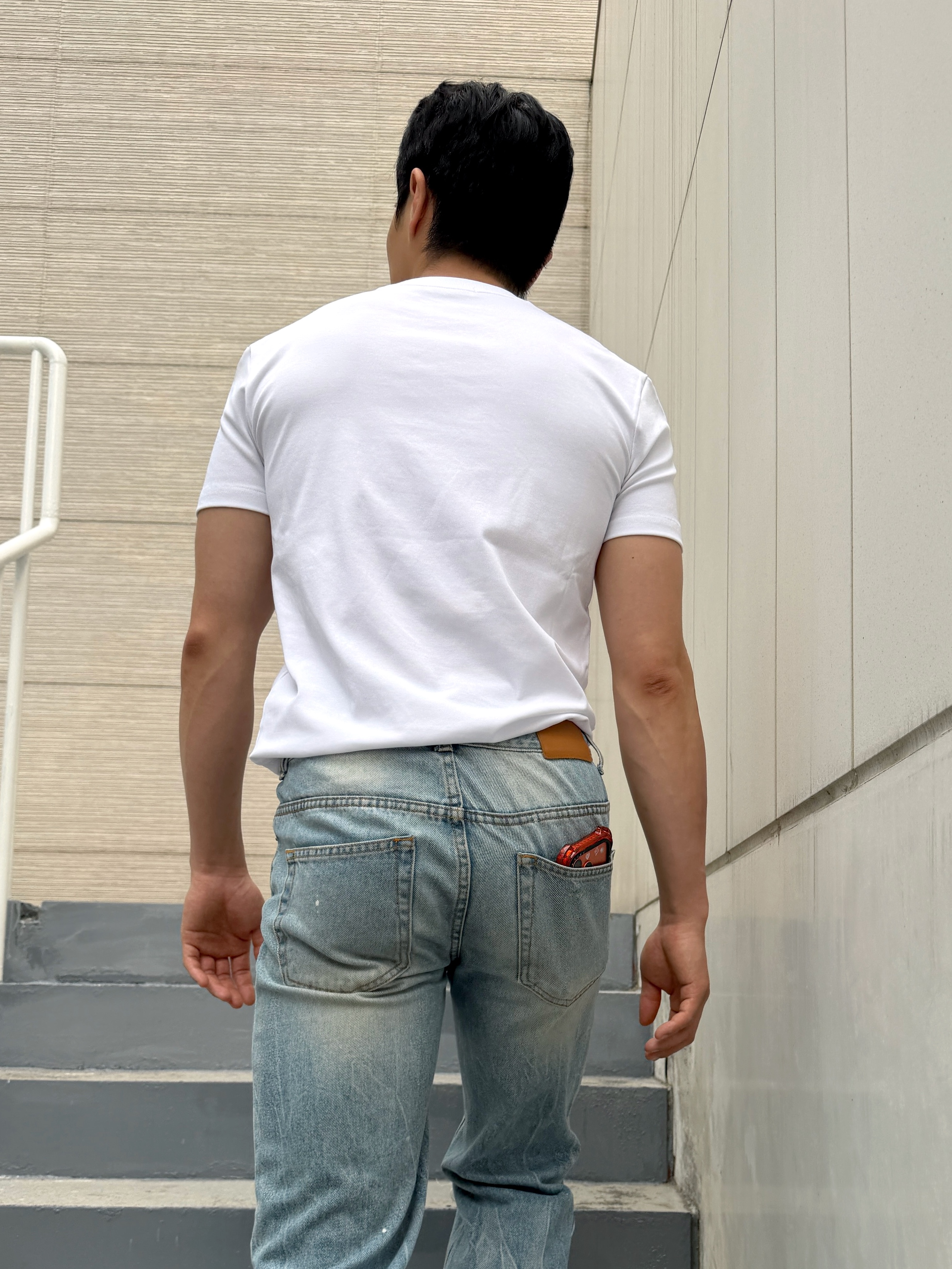 PHOS333 M Panel Silket T-Shirt White 착용 스타일 - 3