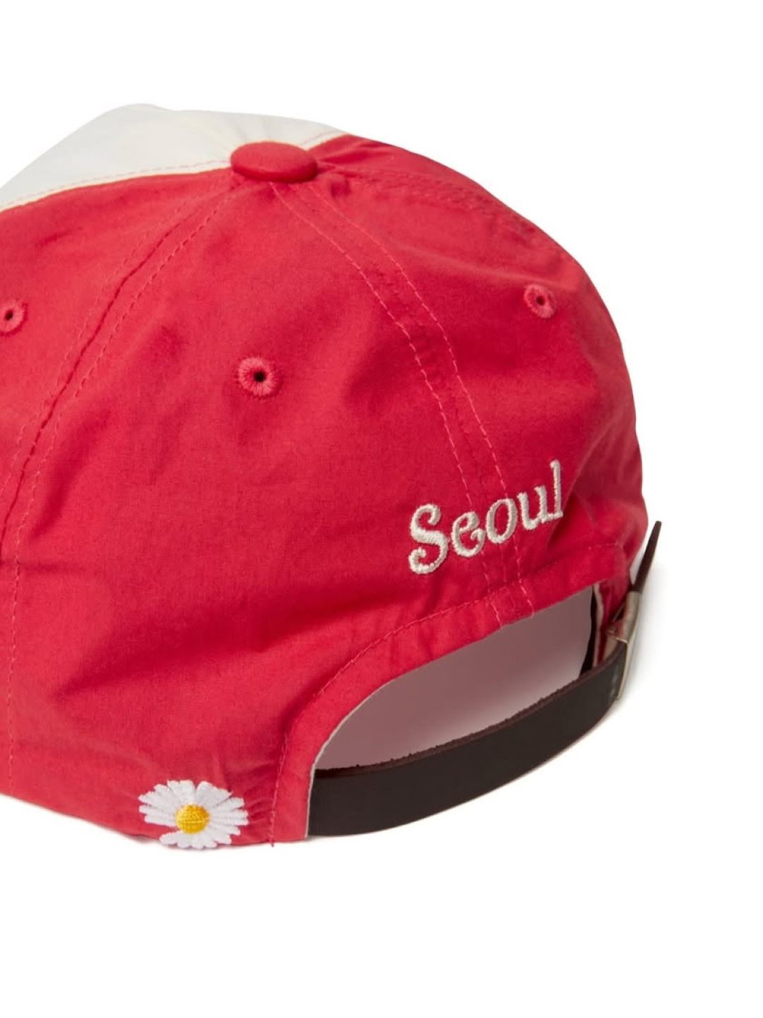 Peaceminusone x Verdy 5 Panel Ball Cap Red, Peaceminusone x Verdy Bulldog Clip Red (Set of 2) 착용 스타일 - 4