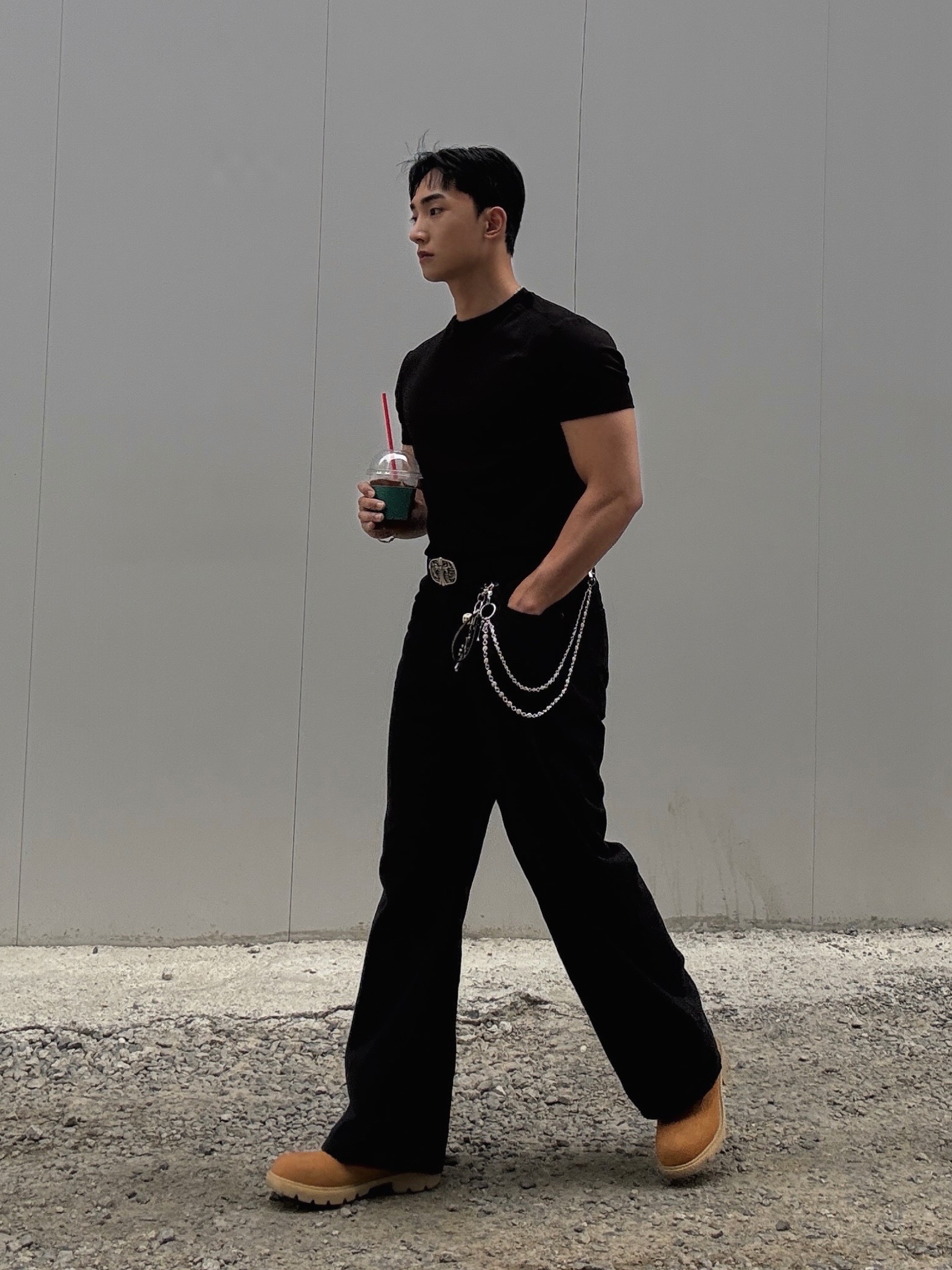 PHOS333 M Panel Silket T-Shirt Black 착용 스타일 - 4