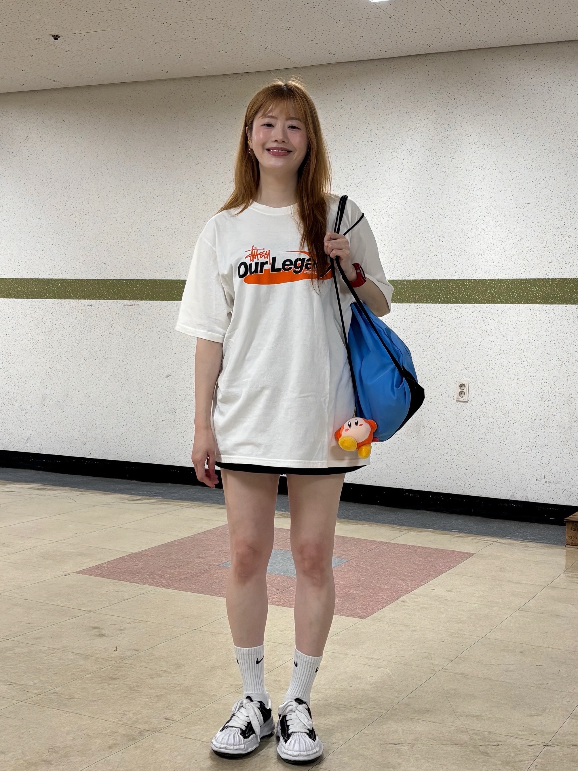 Stussy x Our Legacy Work Shop Swirl Pigment Dyed T-Shirt Natural, Maison Mihara Yasuhiro Blakey OG Sole Canvas Low-top Sneakers Black White 착용 스타일 - 3