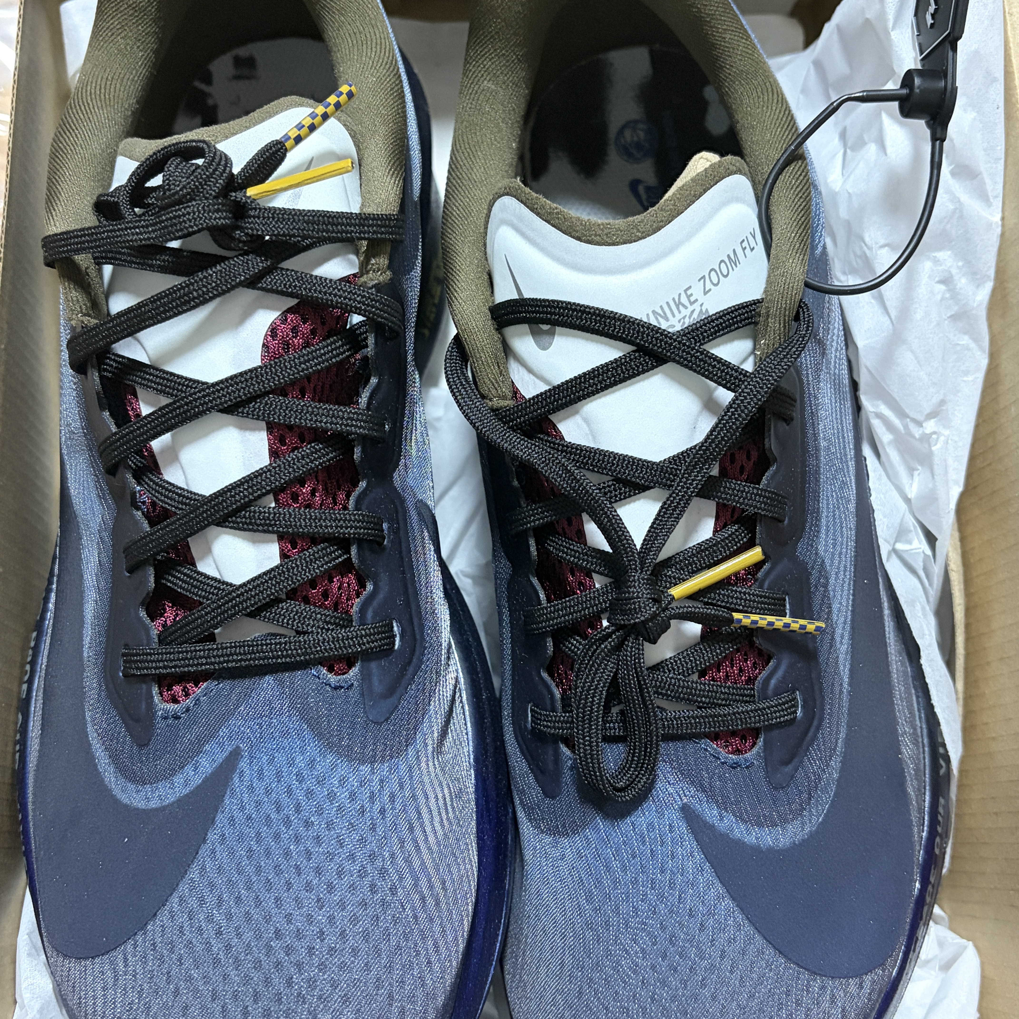 Nike Zoom Fly 6 Court Blue Burgundy Ash 착용 스타일