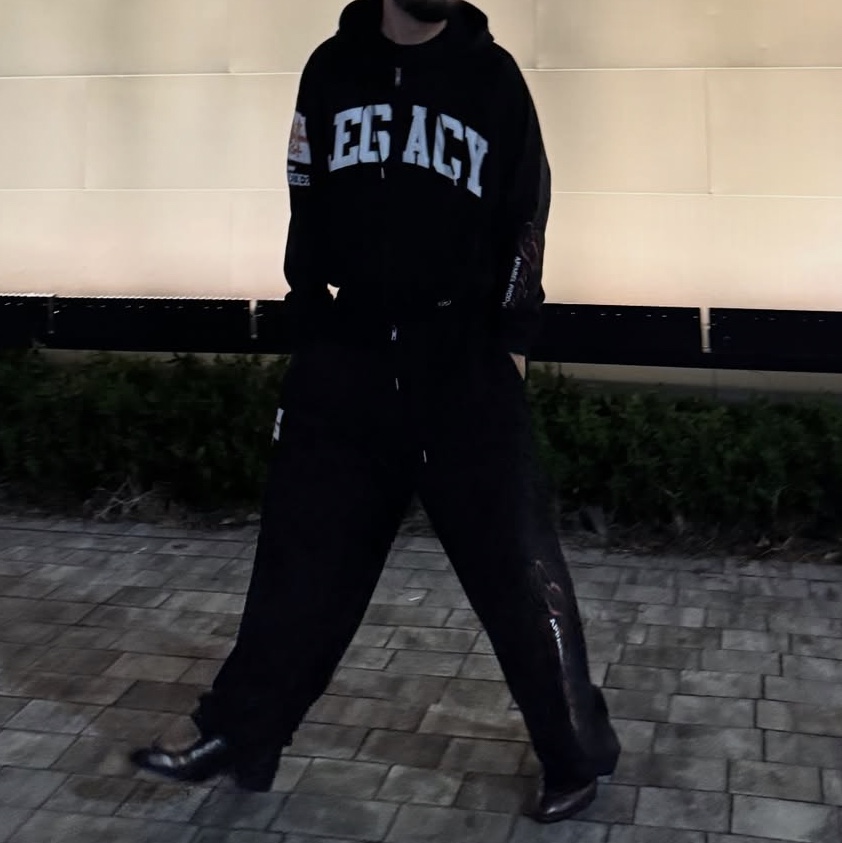 Epr. Layer Königlicher Zip Hoodie, Epr. Layer Königlicher Sweatpants 착용 스타일 - 1