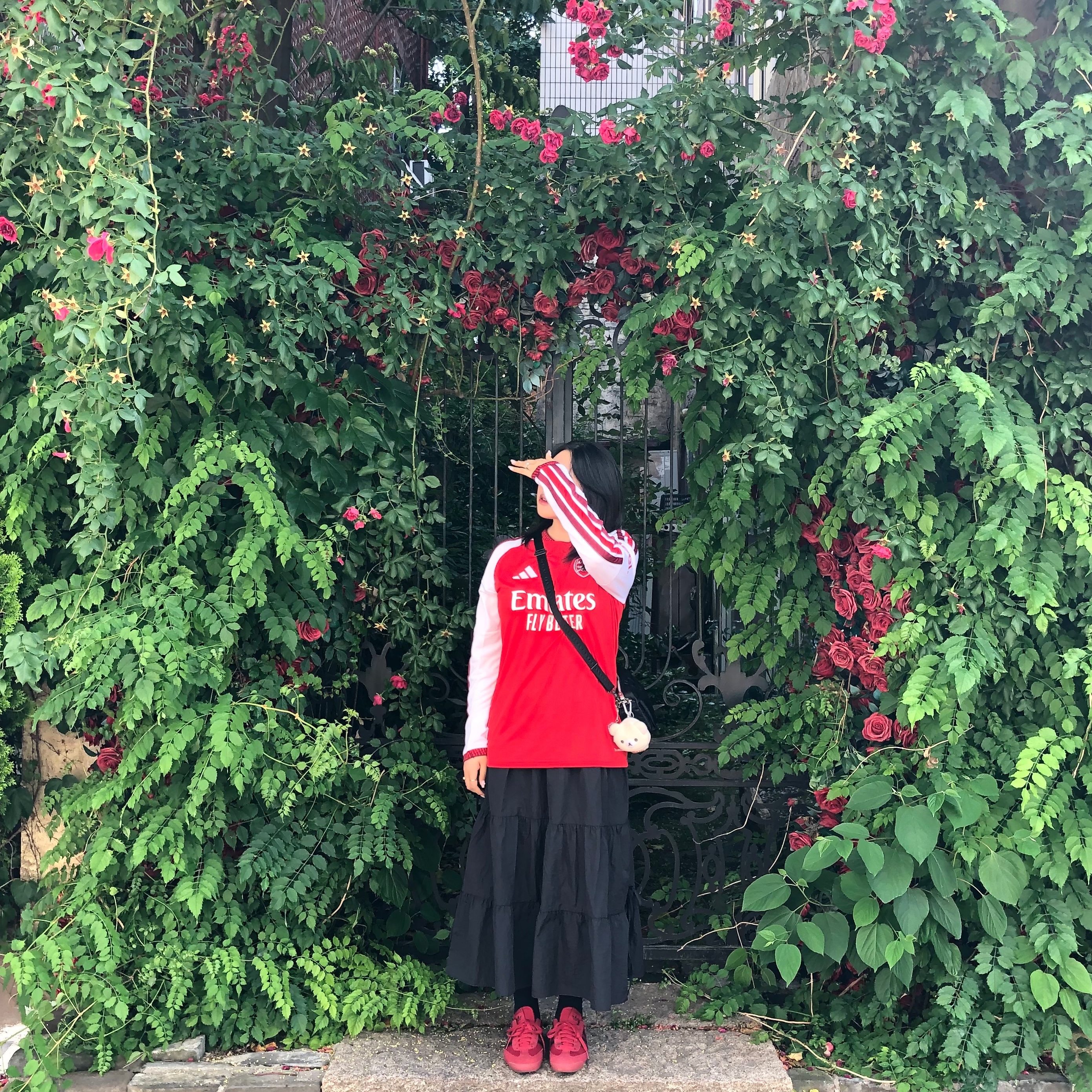 Adidas Arsenal 2026/27 Home Long Sleeve Jersey Better Scarlet - KR Sizing (Non Marking Ver.), Adidas R71 Team Victory Red Core Black 착용 스타일 - 1