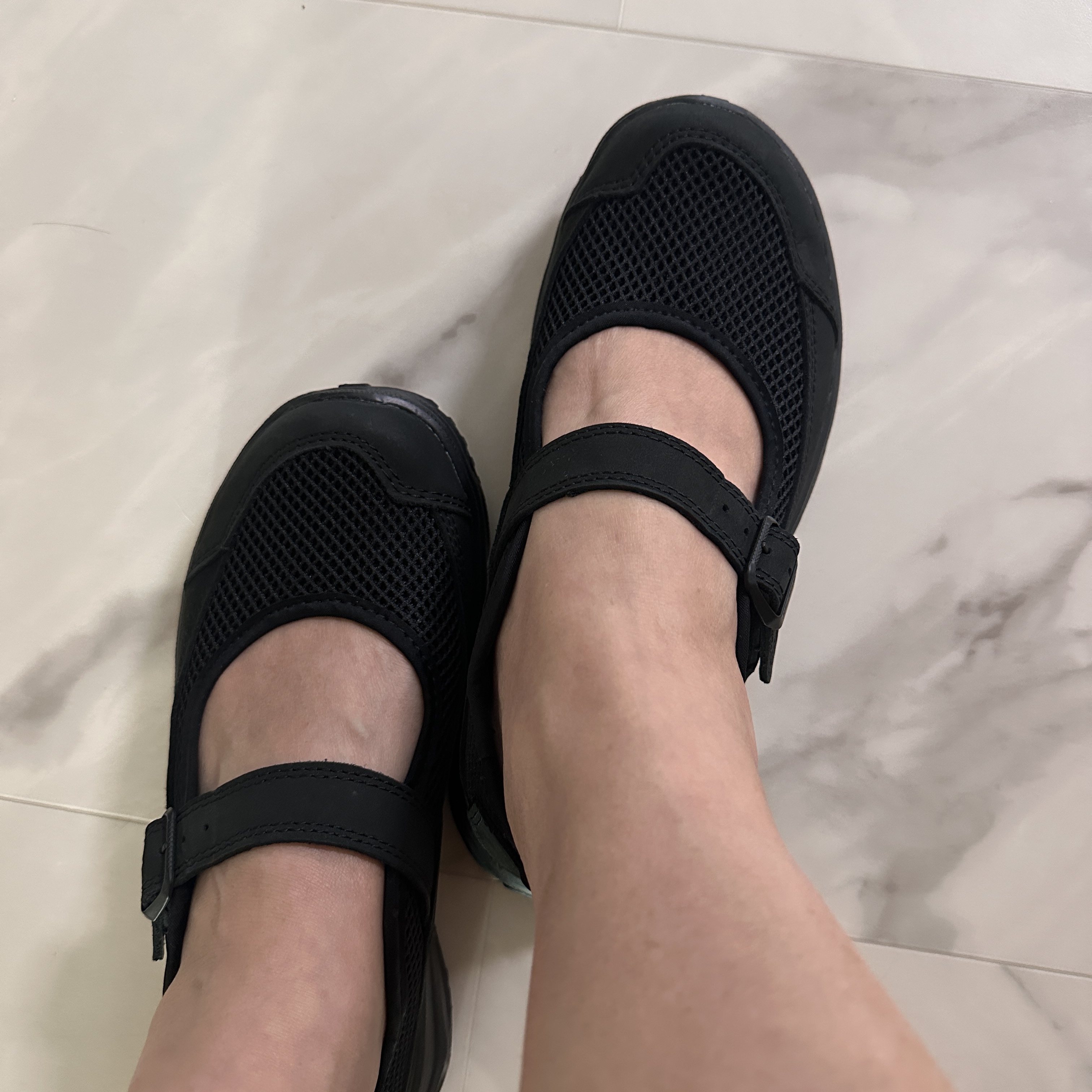 Salomon RX Marie Jeanne Black 착용 스타일