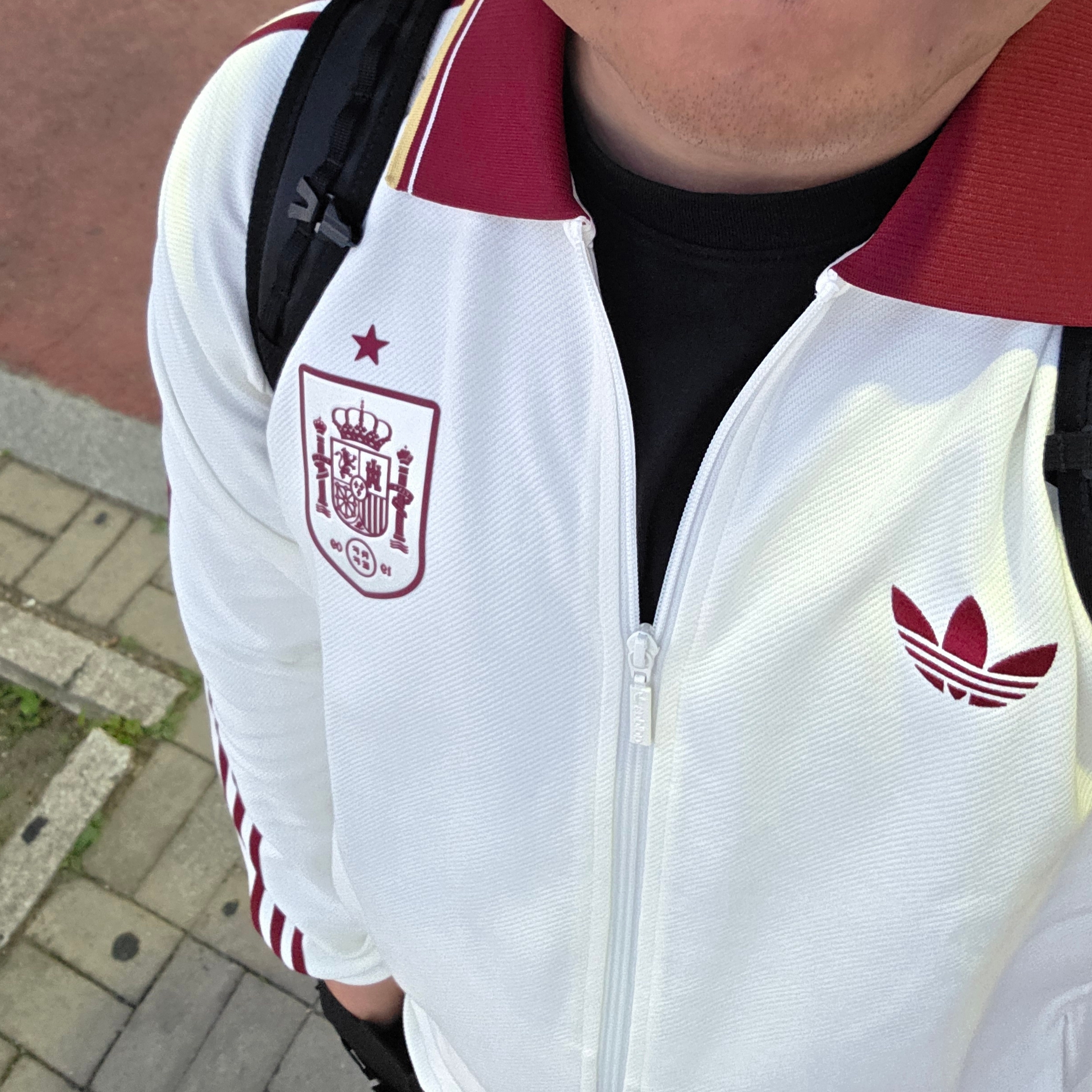 Adidas Spain Away Anthem Jacket Off White - KR Sizing (Non Marking Ver.) 착용 스타일
