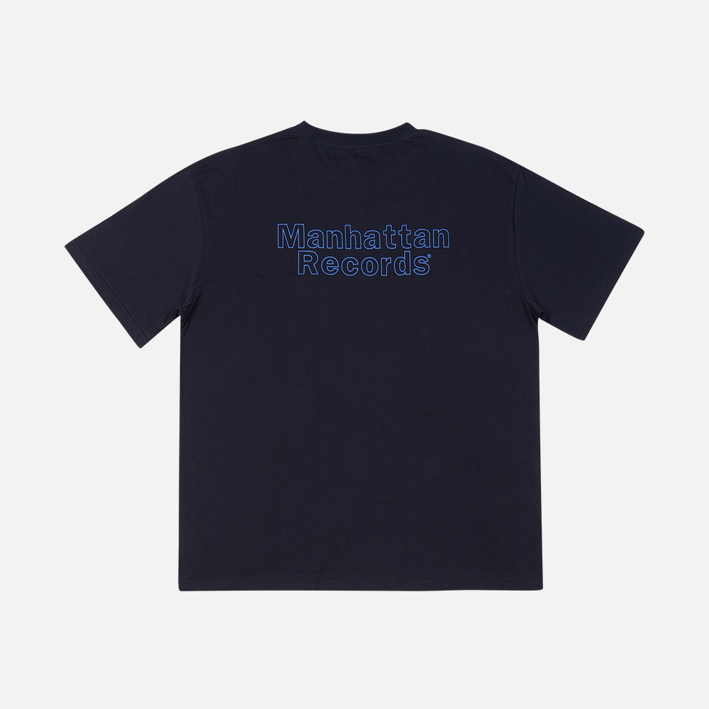 맨하탄 레코즈 라인 로고 포켓 티 - 네이비(Manhattan Records Line Logo Pocket Tee - Navy) - 3
