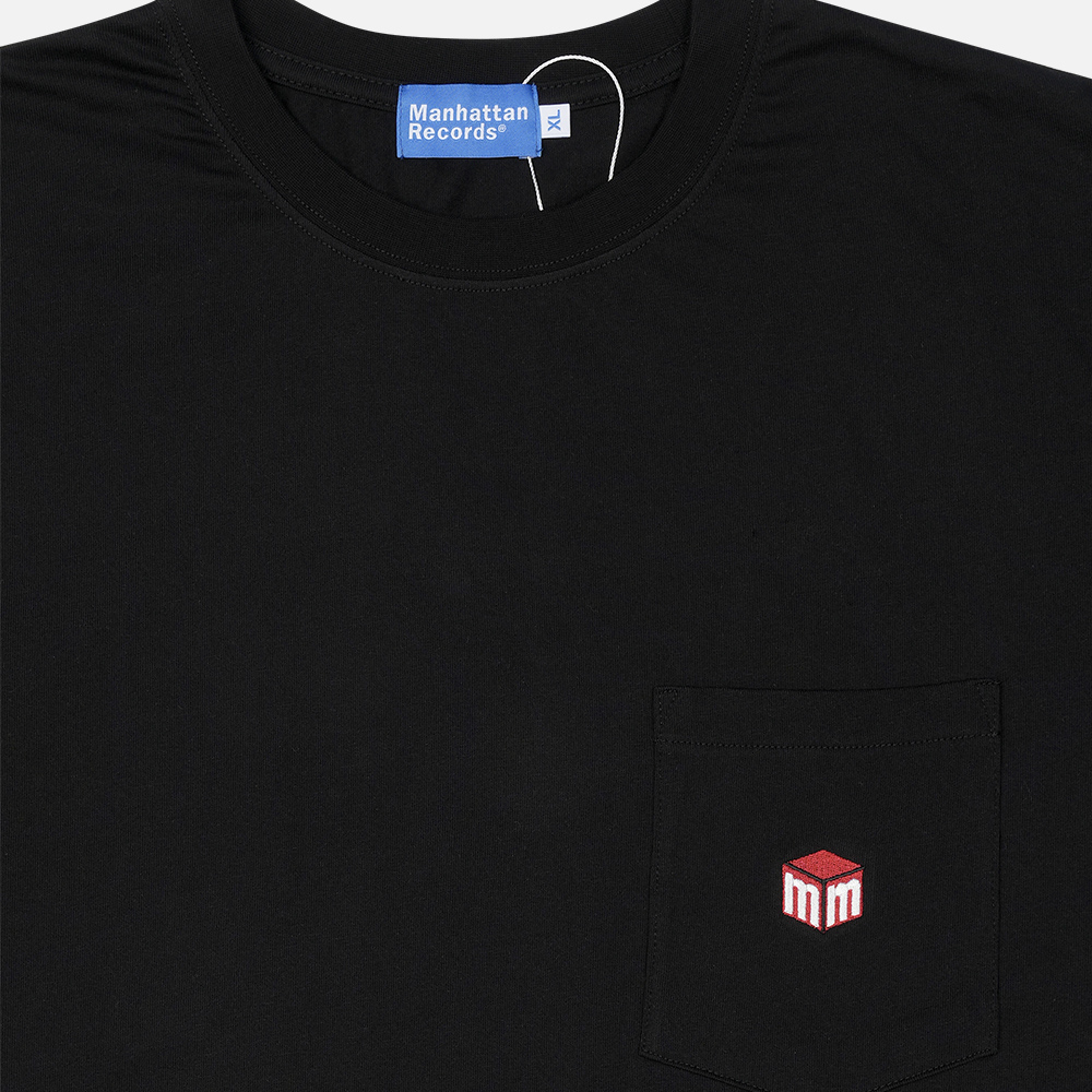 맨하탄 레코즈 라인 로고 포켓 티 - 블랙(Manhattan Records Line Logo Pocket Tee - Black) - 4