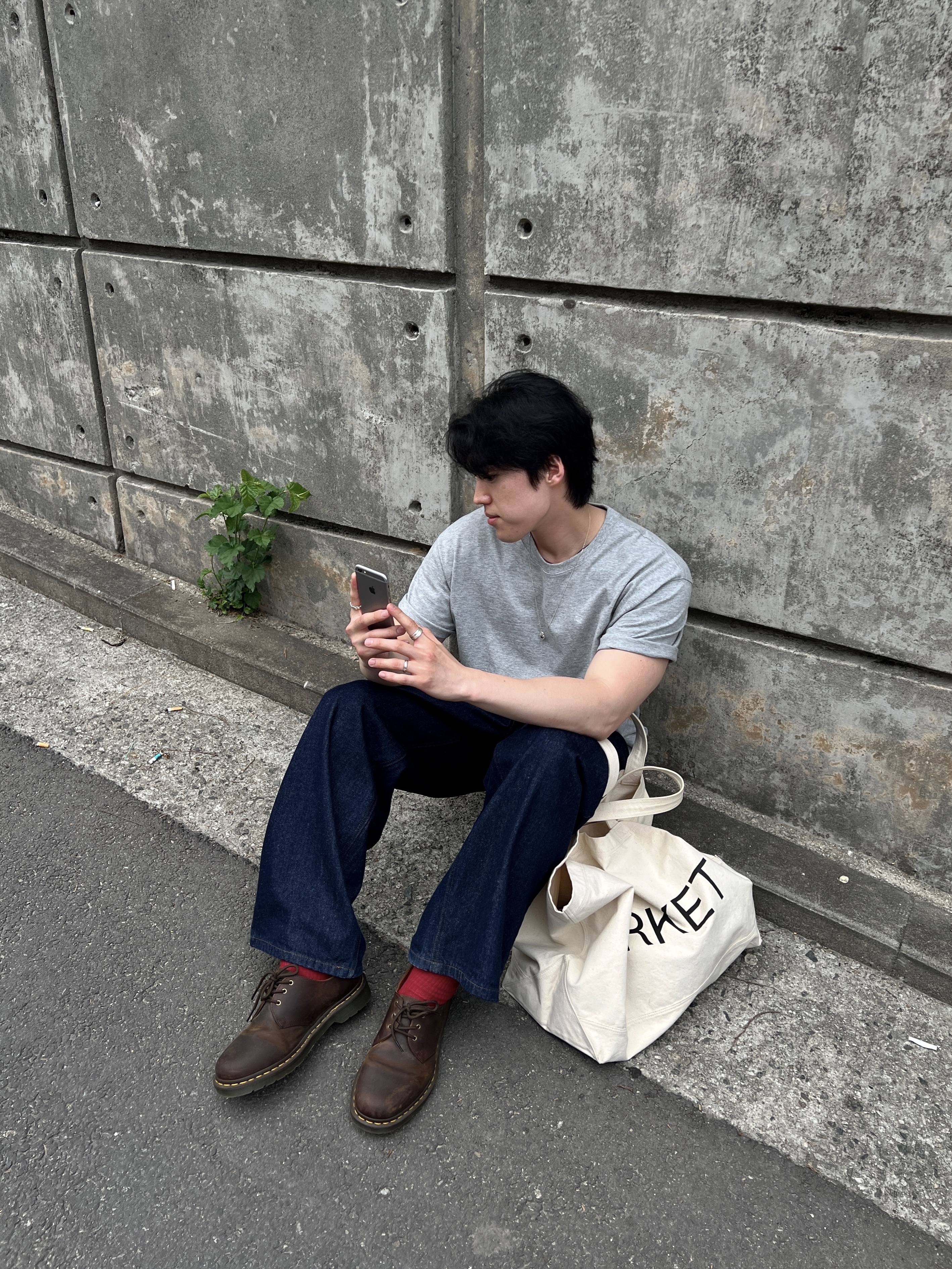 Dr. Martens 1461 Crazy Horse Dark Brown 착용 스타일 - 1