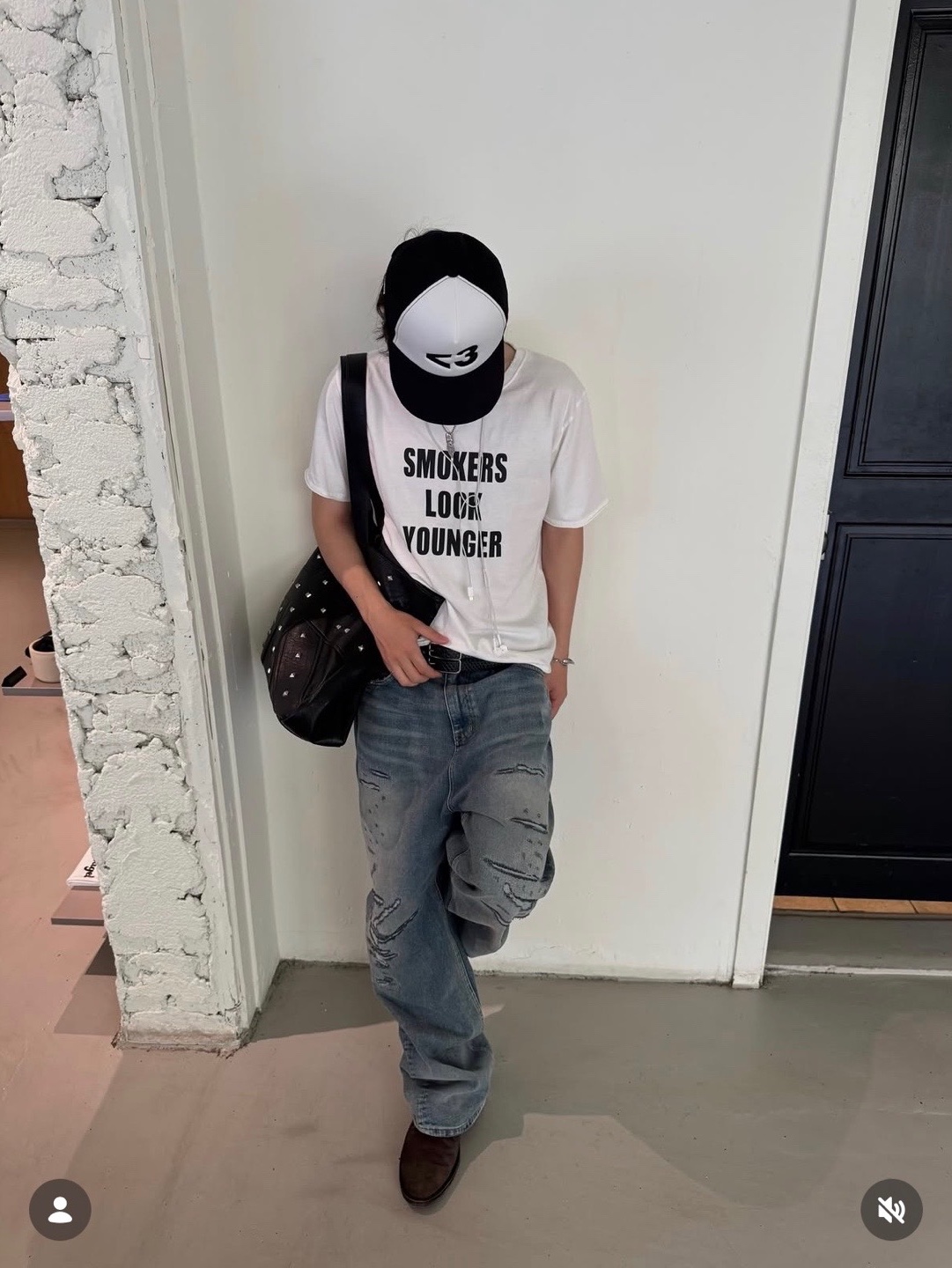 Epr. Layer Repaired Wide Leg Denim, Epr. Layer Smokers T-shirt 착용 스타일 - 1