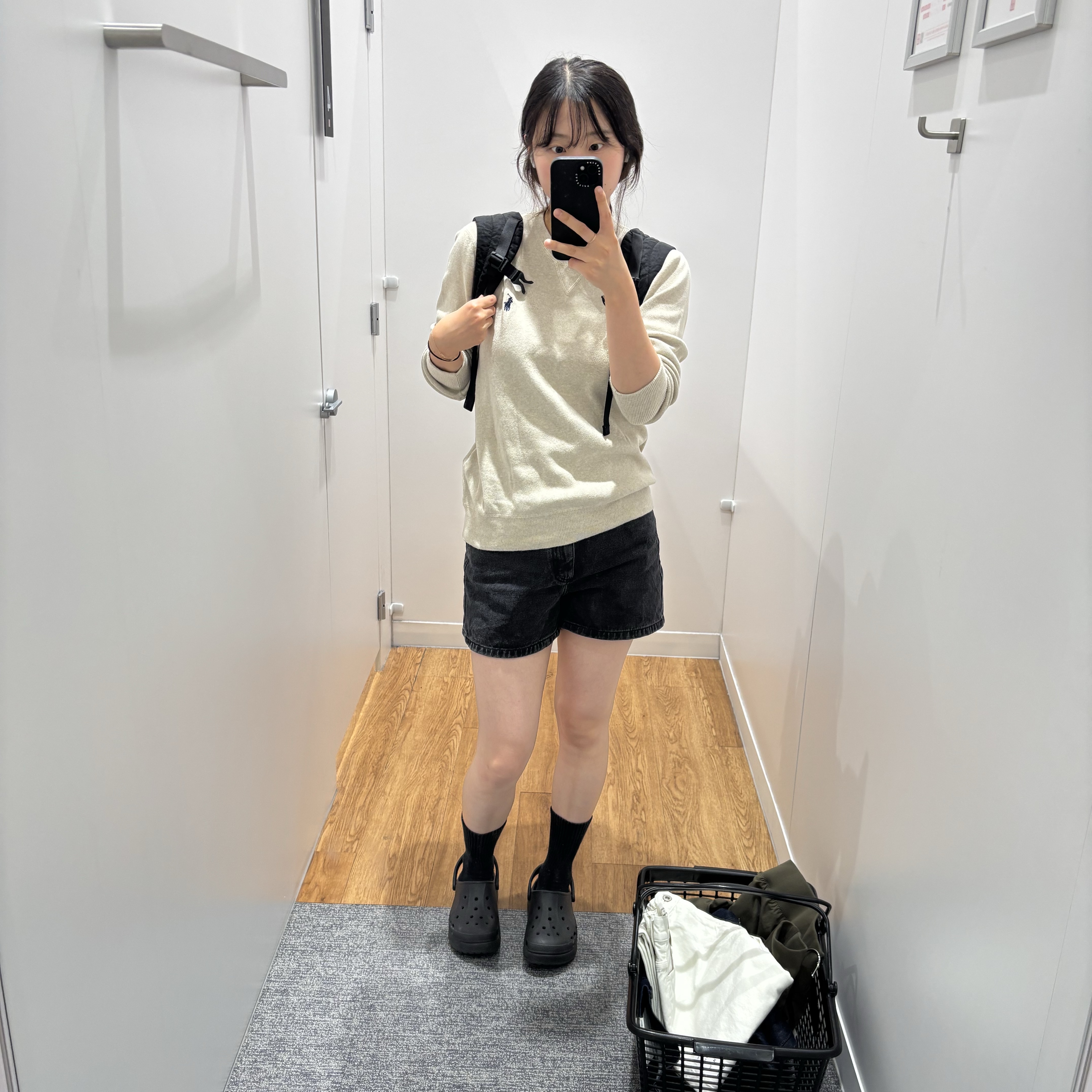 (W) Crocs Classic Platform Clog Black, C.P. Company Nylon B Lens Backpack Black - 25FW 착용 스타일