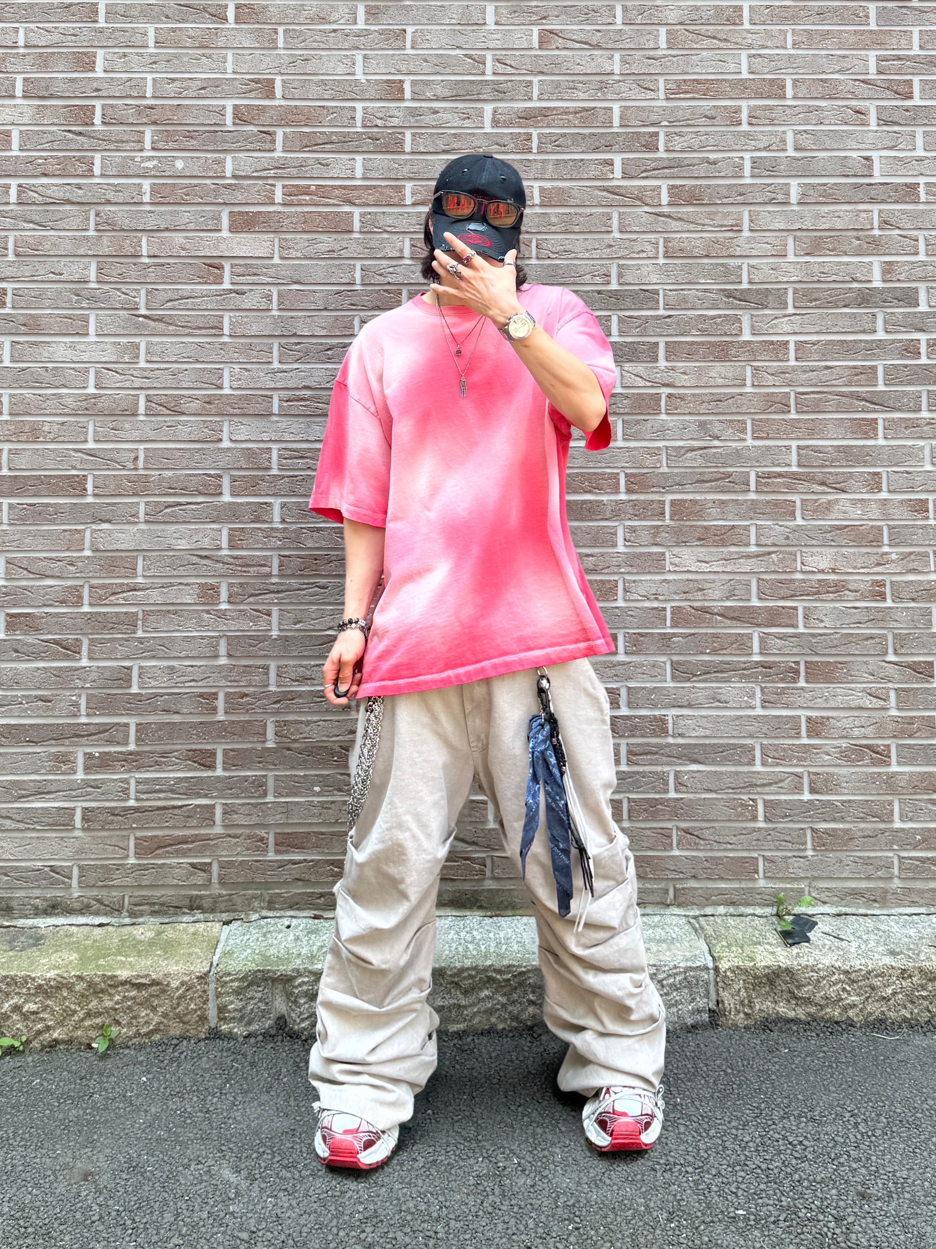 Nonnod Back Detail T-Shirt Deep Pink, Balenciaga 3XL Sneakers White Red 착용 스타일 - 5