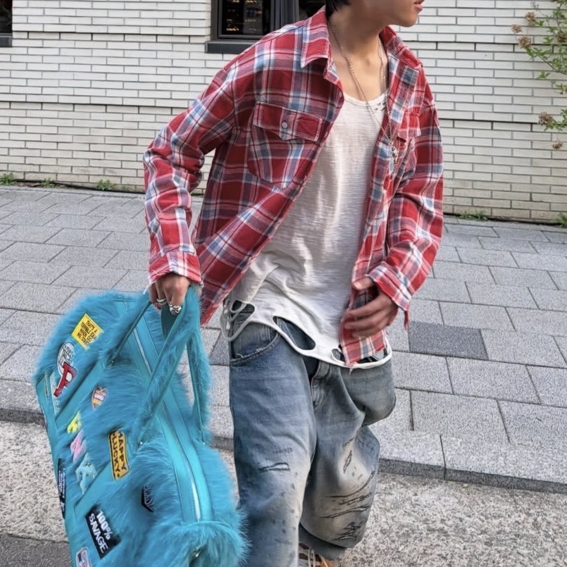 Epr. Layer Raw-cut Washed Check Shirt, Epr. Layer Repaired Wide Leg Denim 착용 스타일