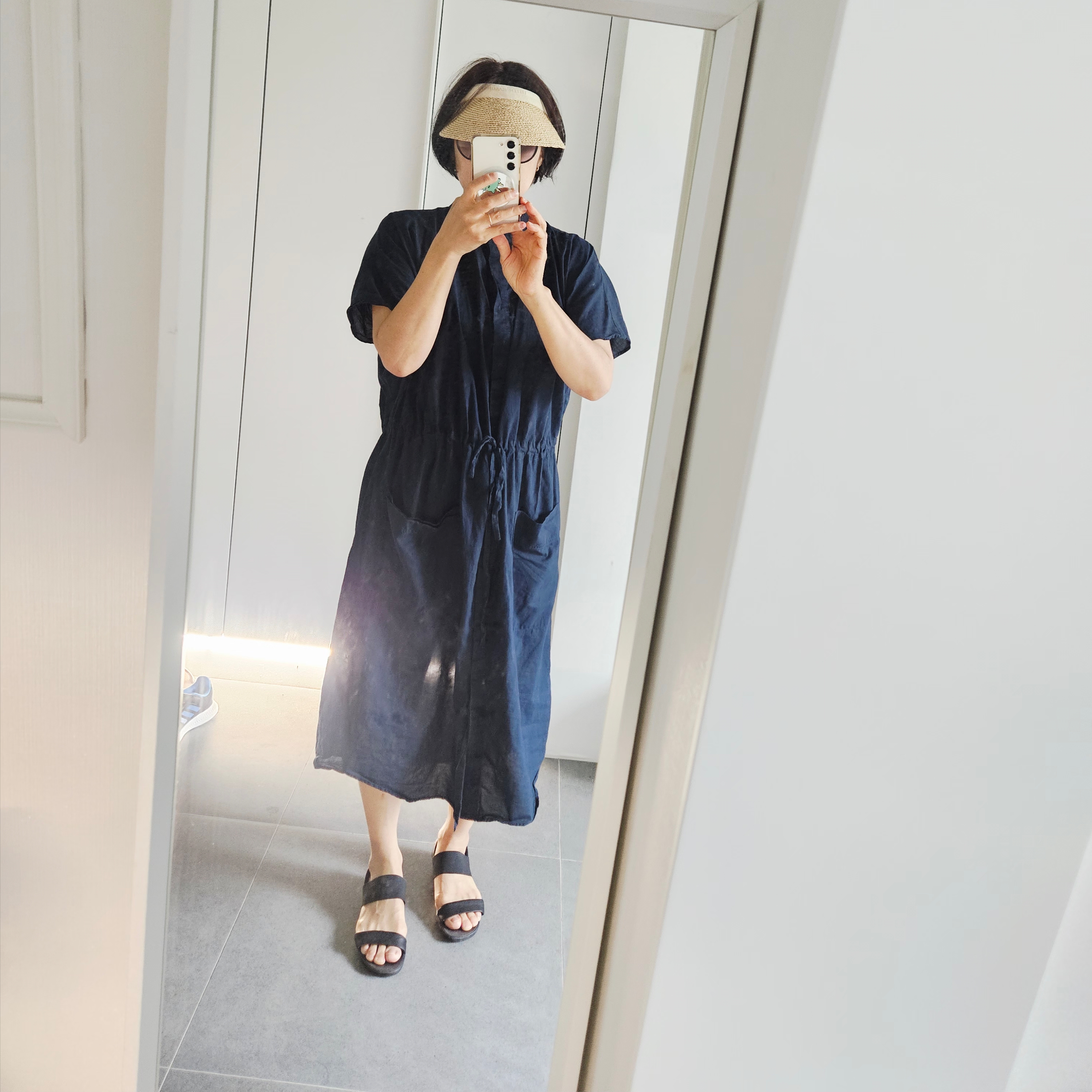 (W) Camper Right Sandal Black 착용 스타일