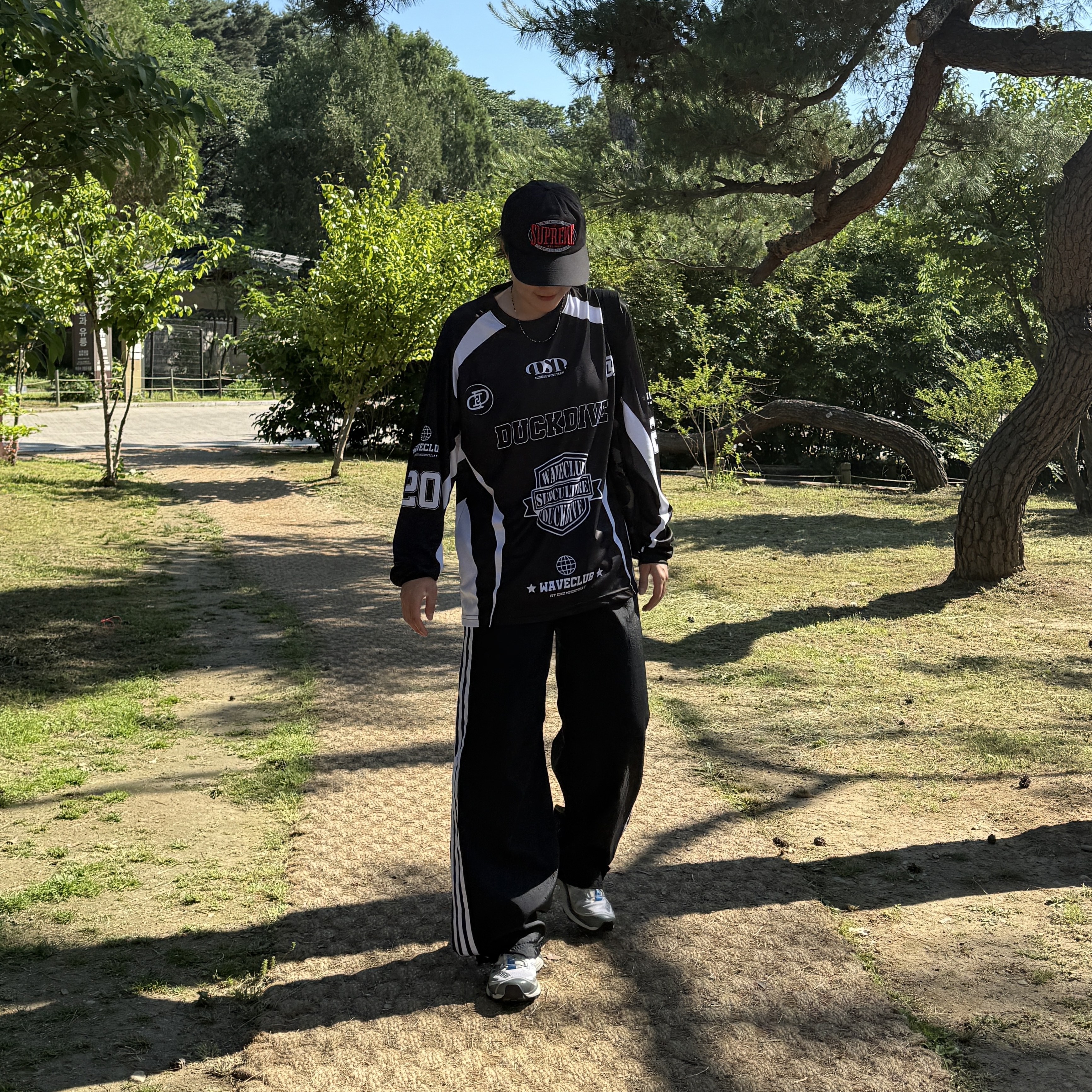 Salomon XT-4 ADV Silver Metallic X 착용 스타일 - 1