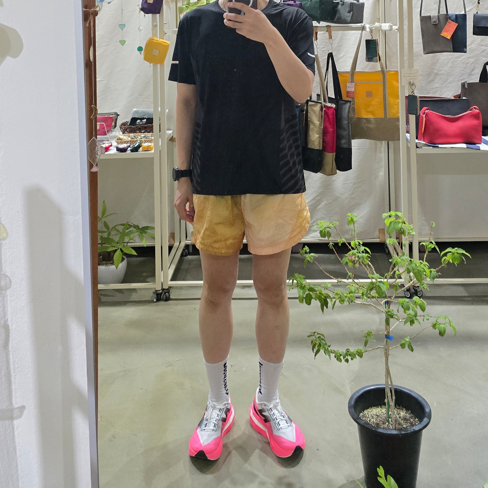 New Balance Fuelcell Supercomp Elite v4 Ultra Pink White - 2E Wide 착용 스타일