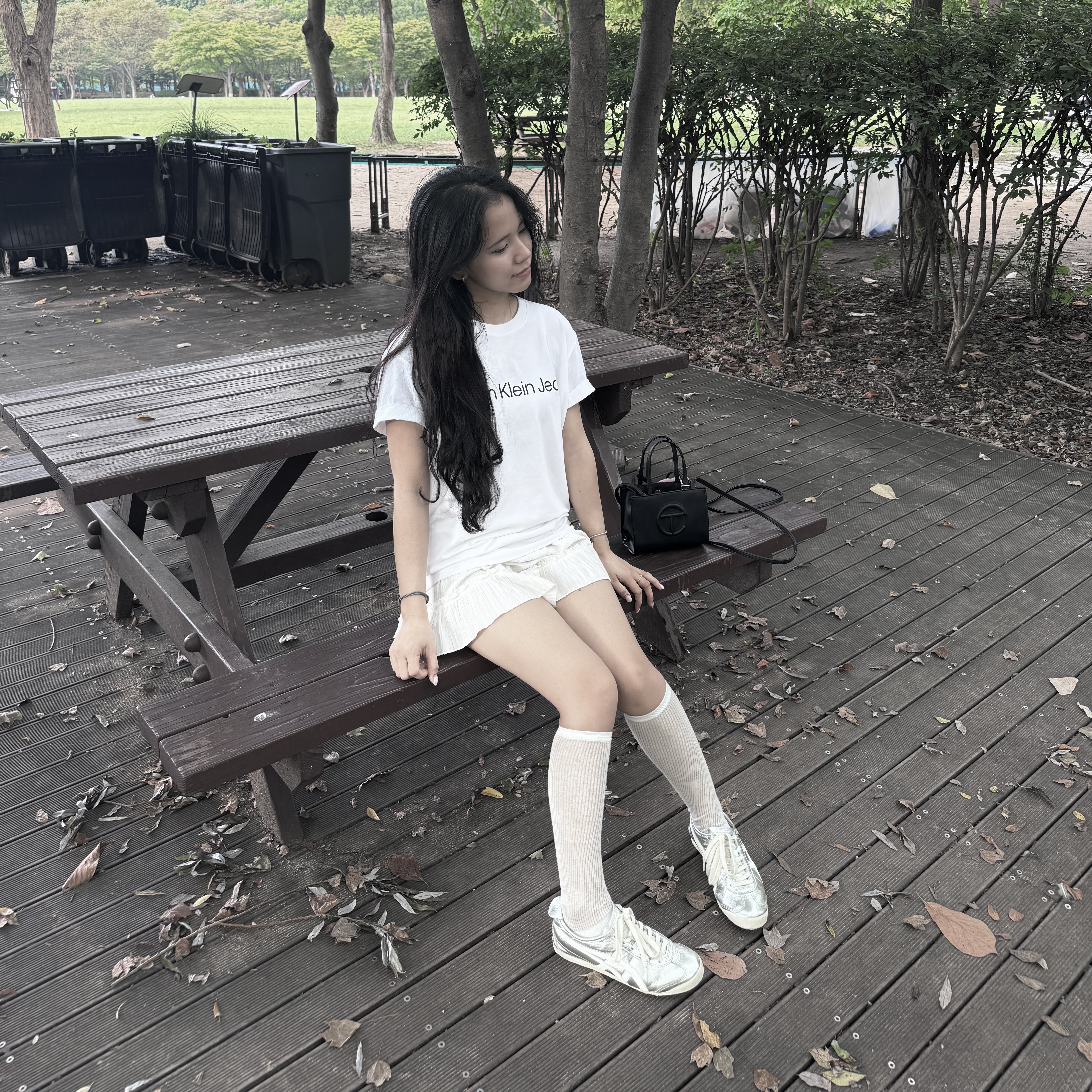 Onitsuka Tiger Mexico 66 Silver Off White 착용 스타일 - 2