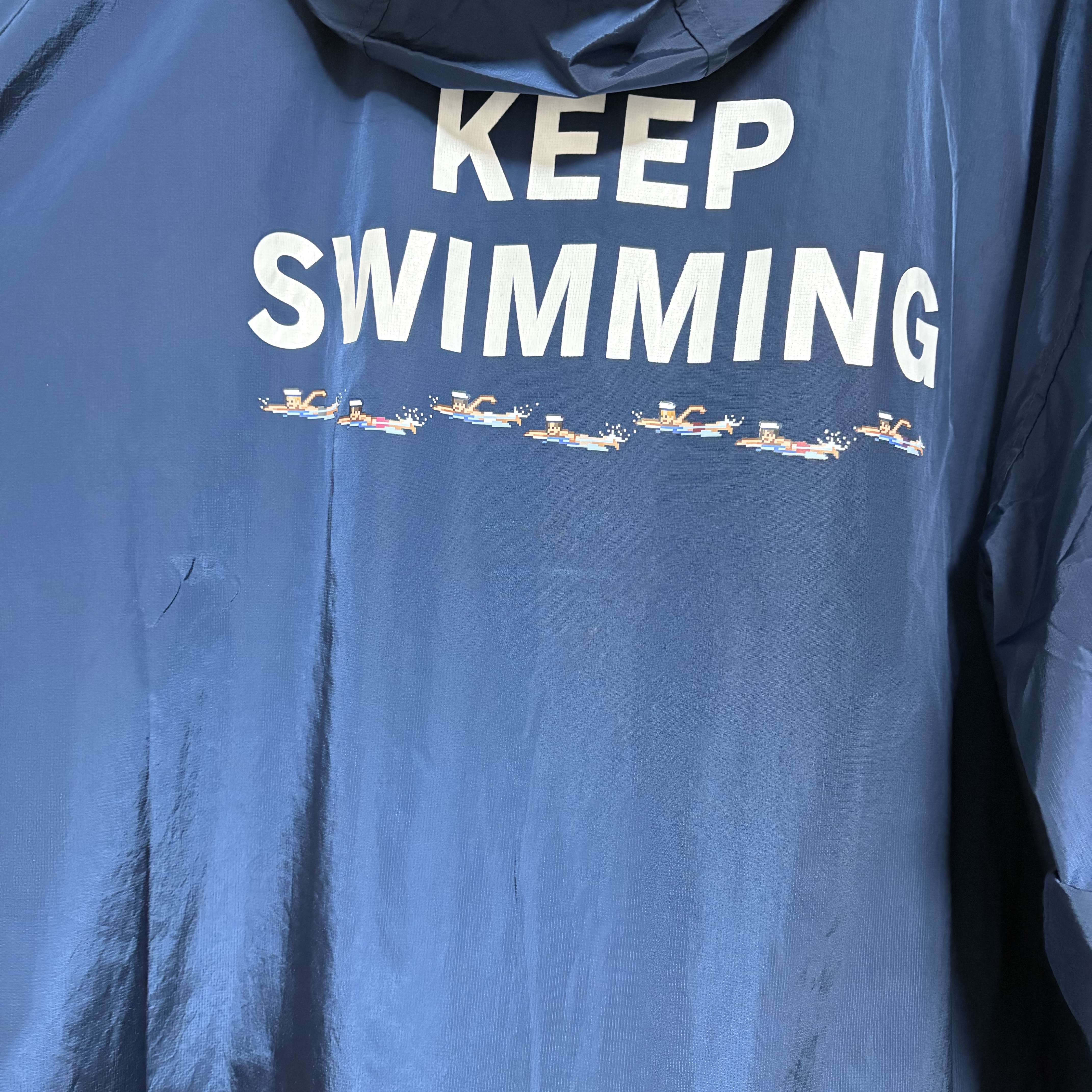 BTS Swim Wind Jacket Blue 착용 스타일 - 2