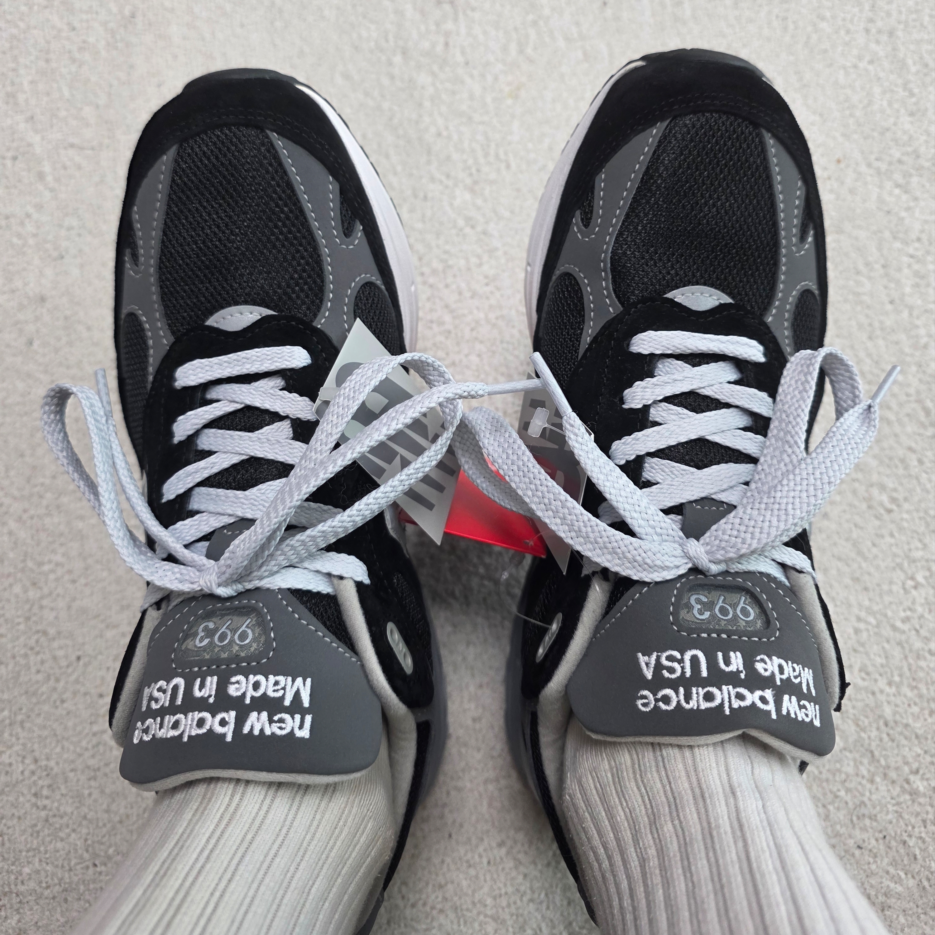 New Balance 993 Made in USA Black - D Standard 착용 스타일 - 1