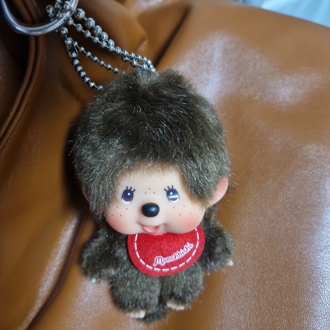 Monchhichi Bighead SS Boy Key Chain Brown 착용 스타일 - 2