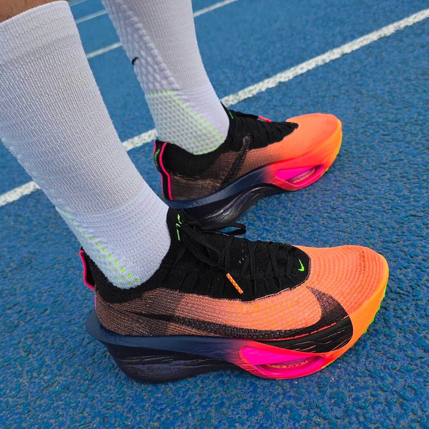 Nike Alphafly 3 Orange Pulse Purple Dynasty 착용 스타일