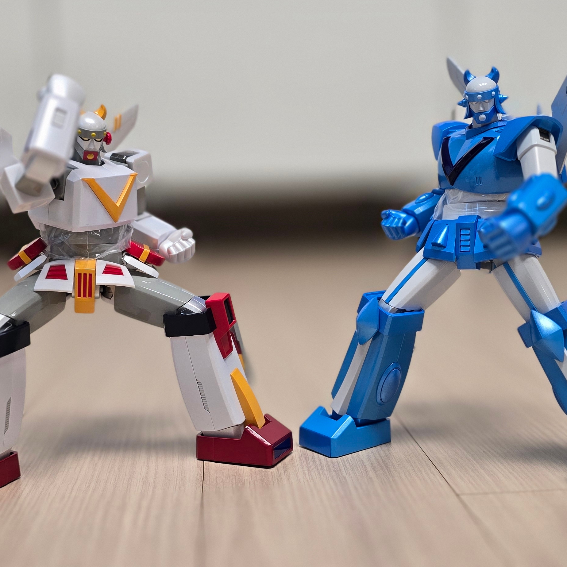 Korean Air KE OZ X Taekwon V Figure Package 착용 스타일 - 6