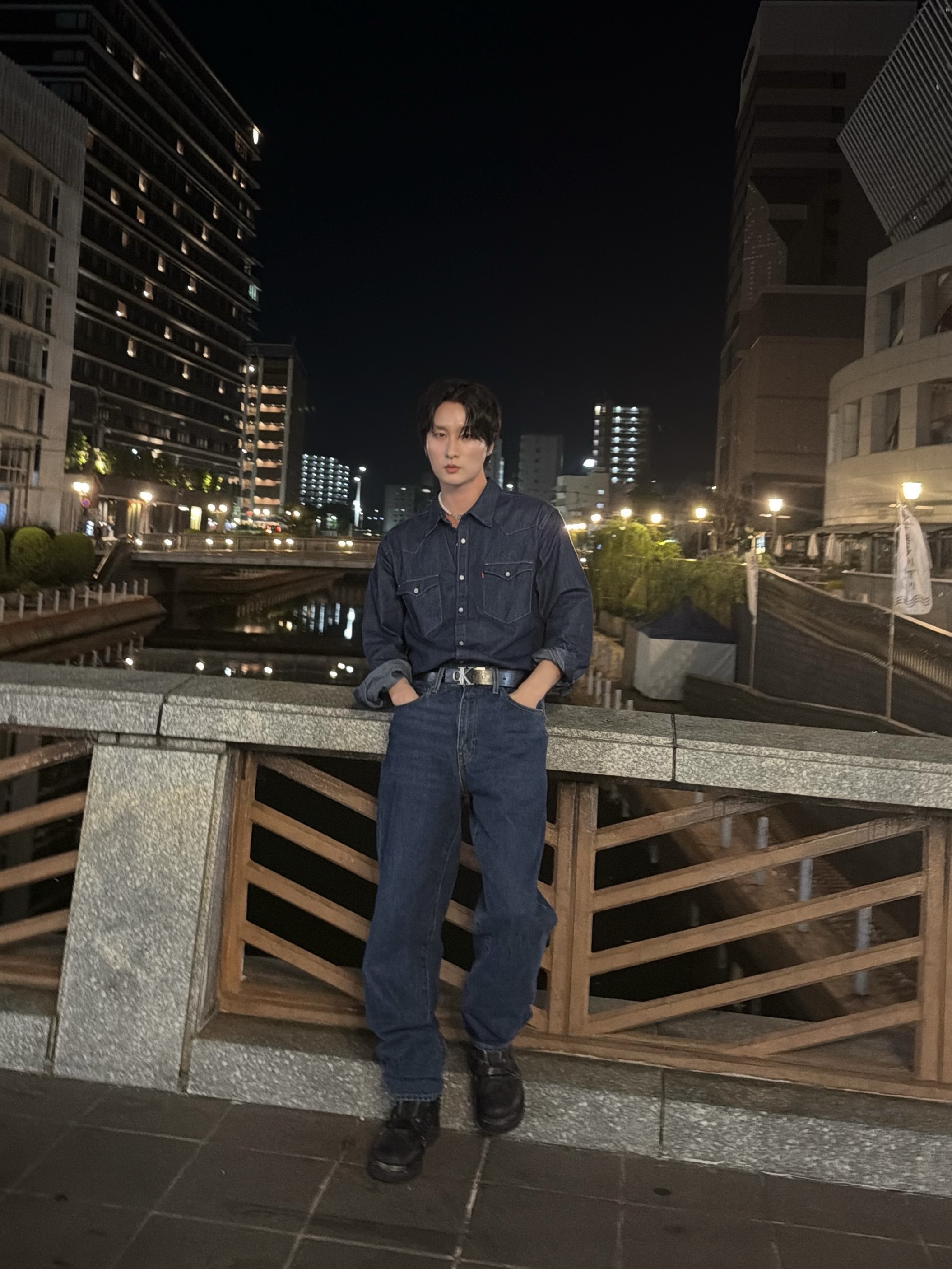 Levi's Barstow Western Shirt Blue, Scudo Extrabold Pink Shell  Pearl Necklace 8mm 착용 스타일 - 2