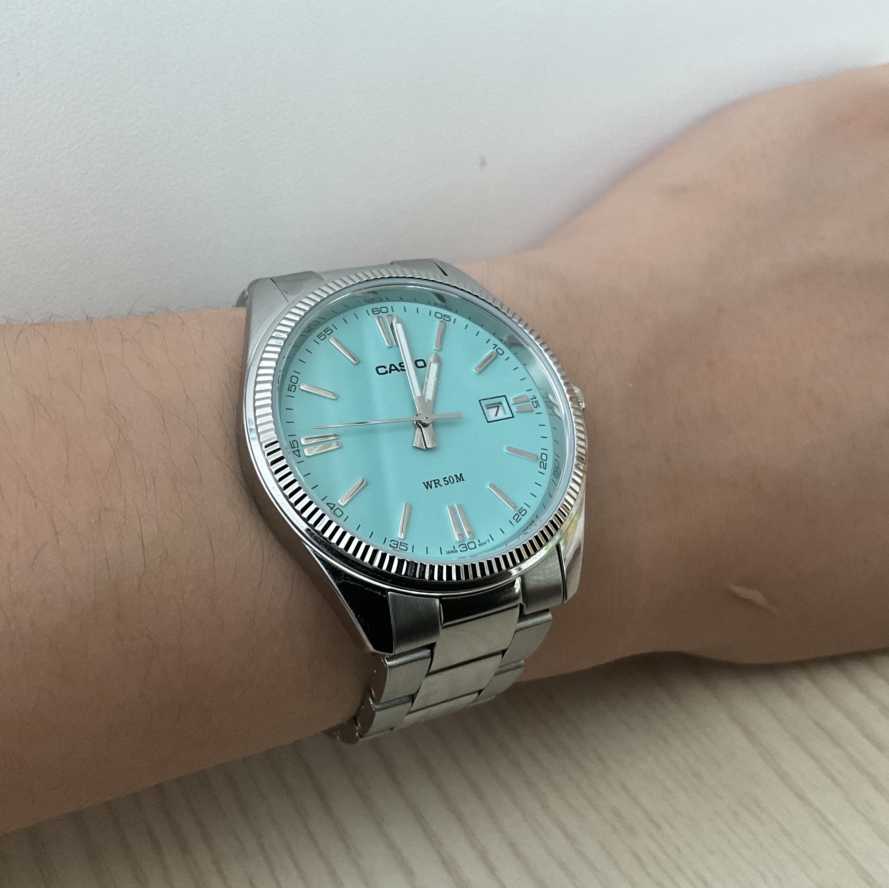 Casio MTP-1302D-2A2 착용 스타일