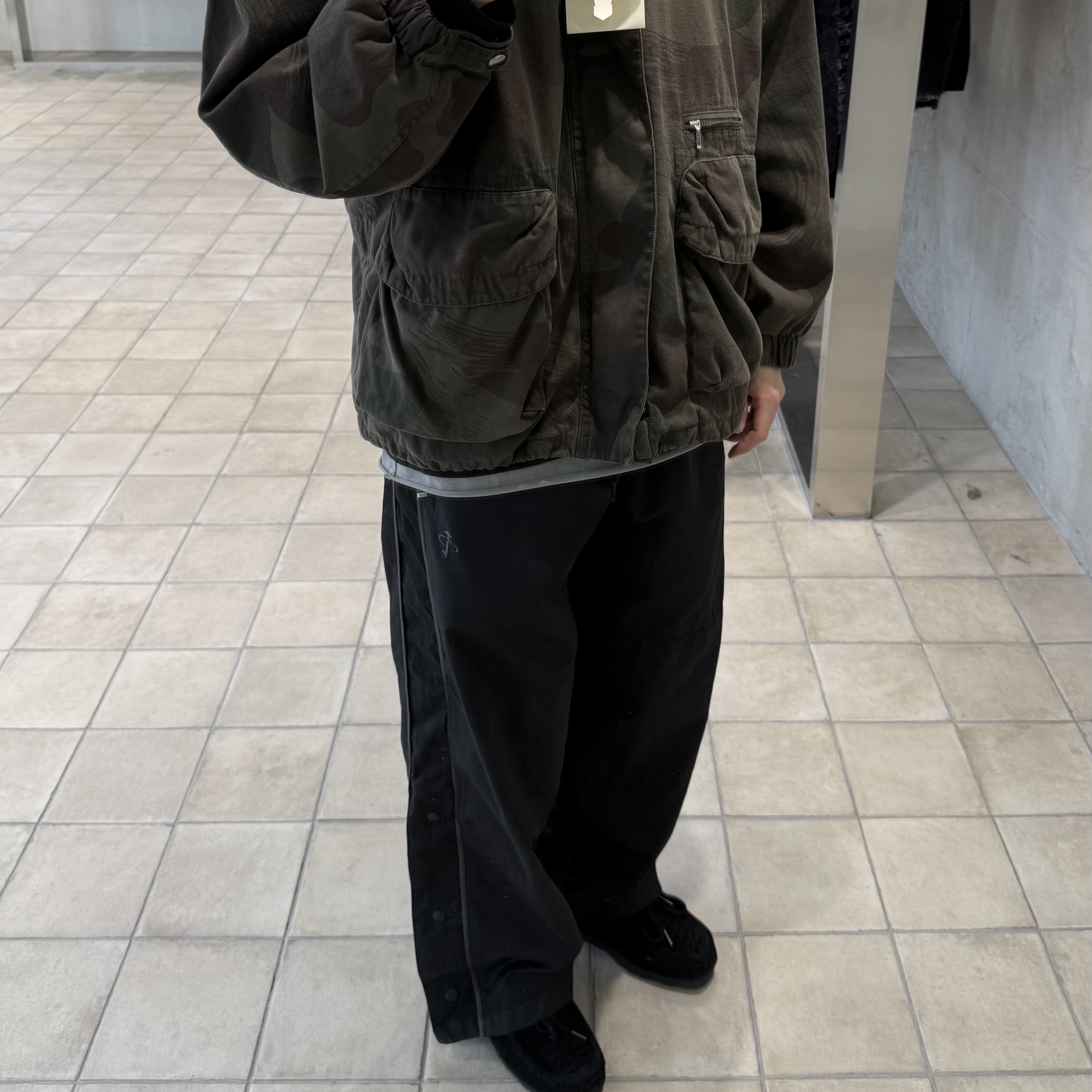 [프리오더] Polyteru Wallabee Shoes Woven Black, Polyteru 1011 Nylon Track Pants Triple Black 착용 스타일
