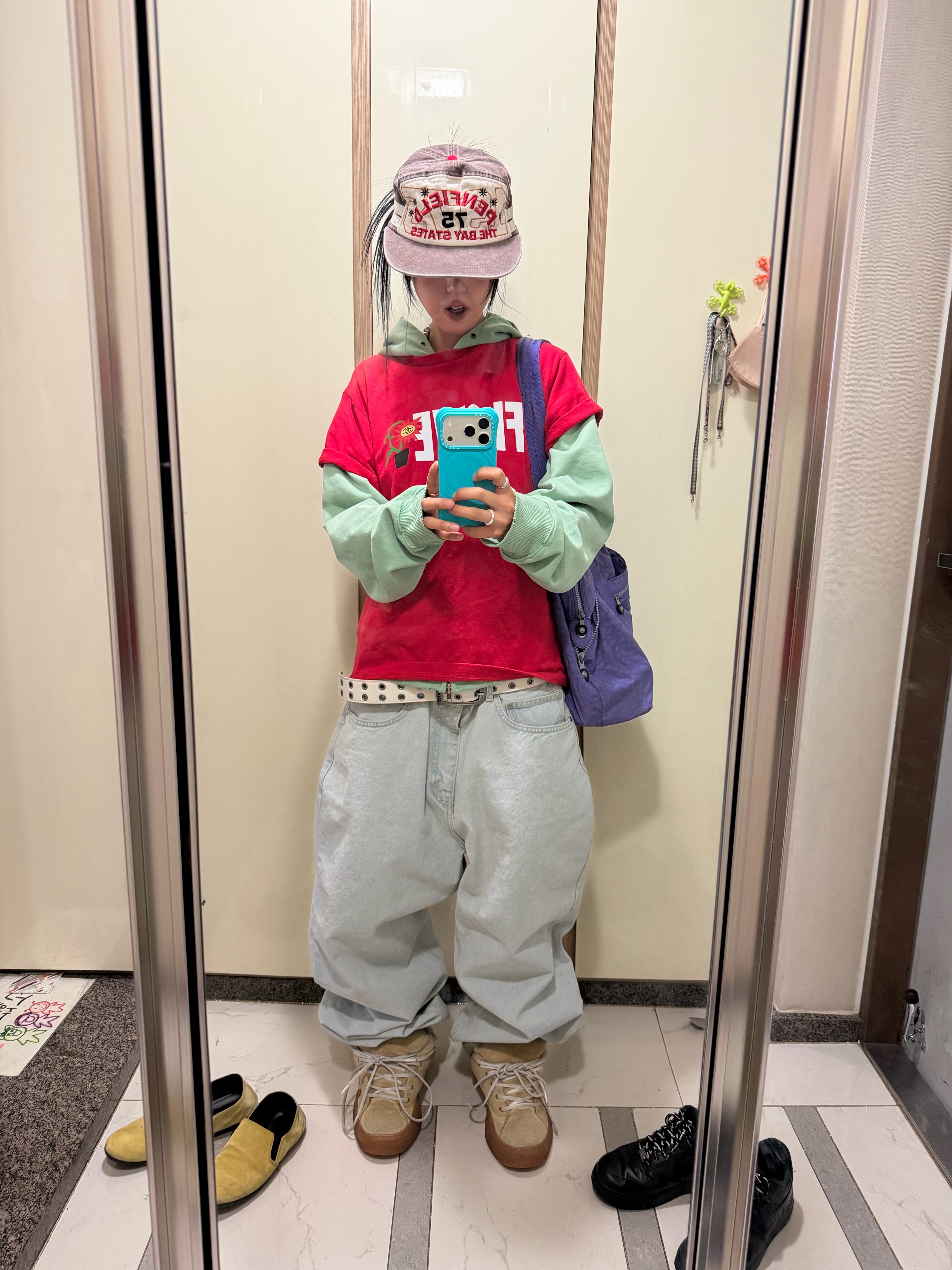 ITSMYHUMOR Cheese Patch Baggy Pants Ice Blue 착용 스타일 - 4