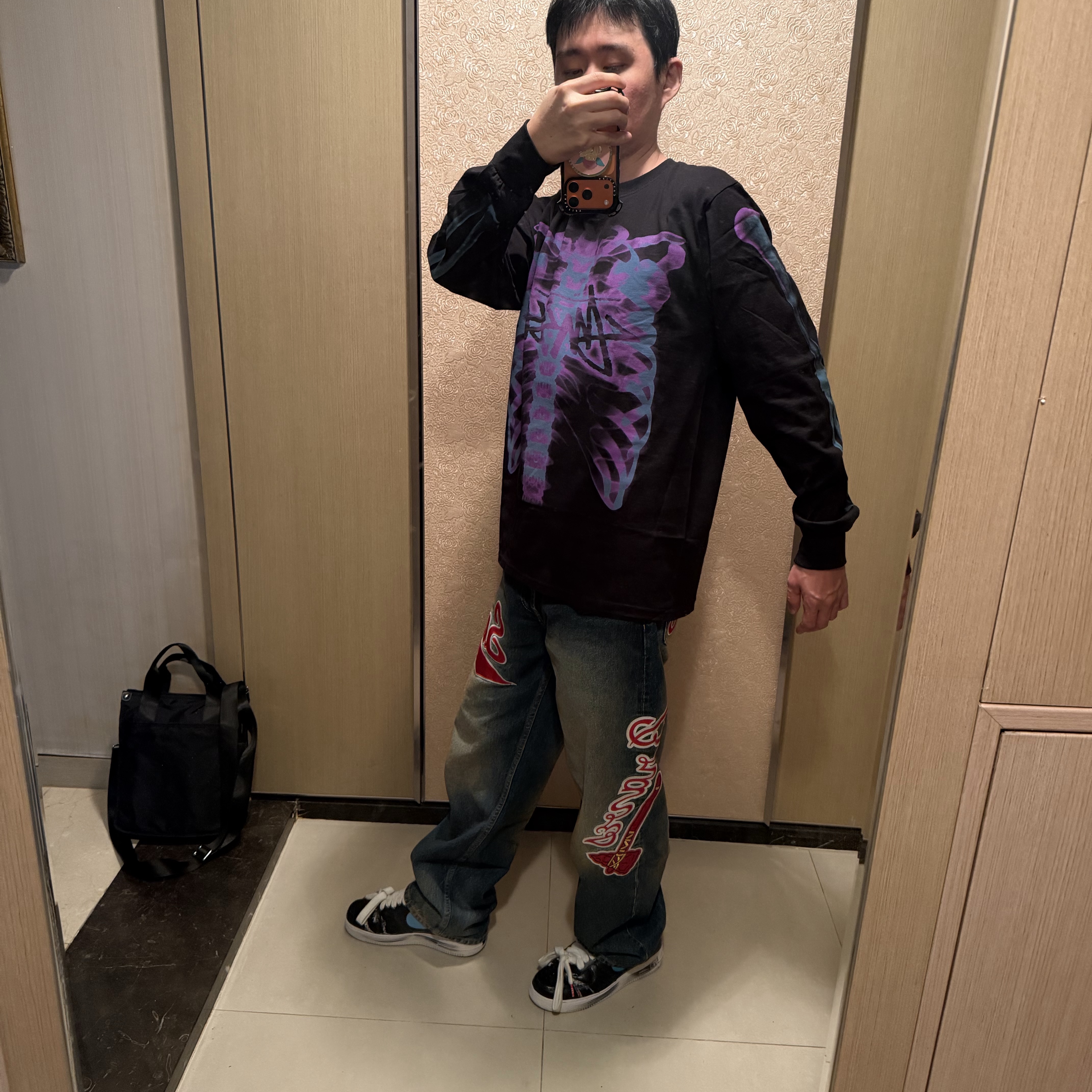 Stussy Rib Cage LS T-Shirt Black 착용 스타일 - 3