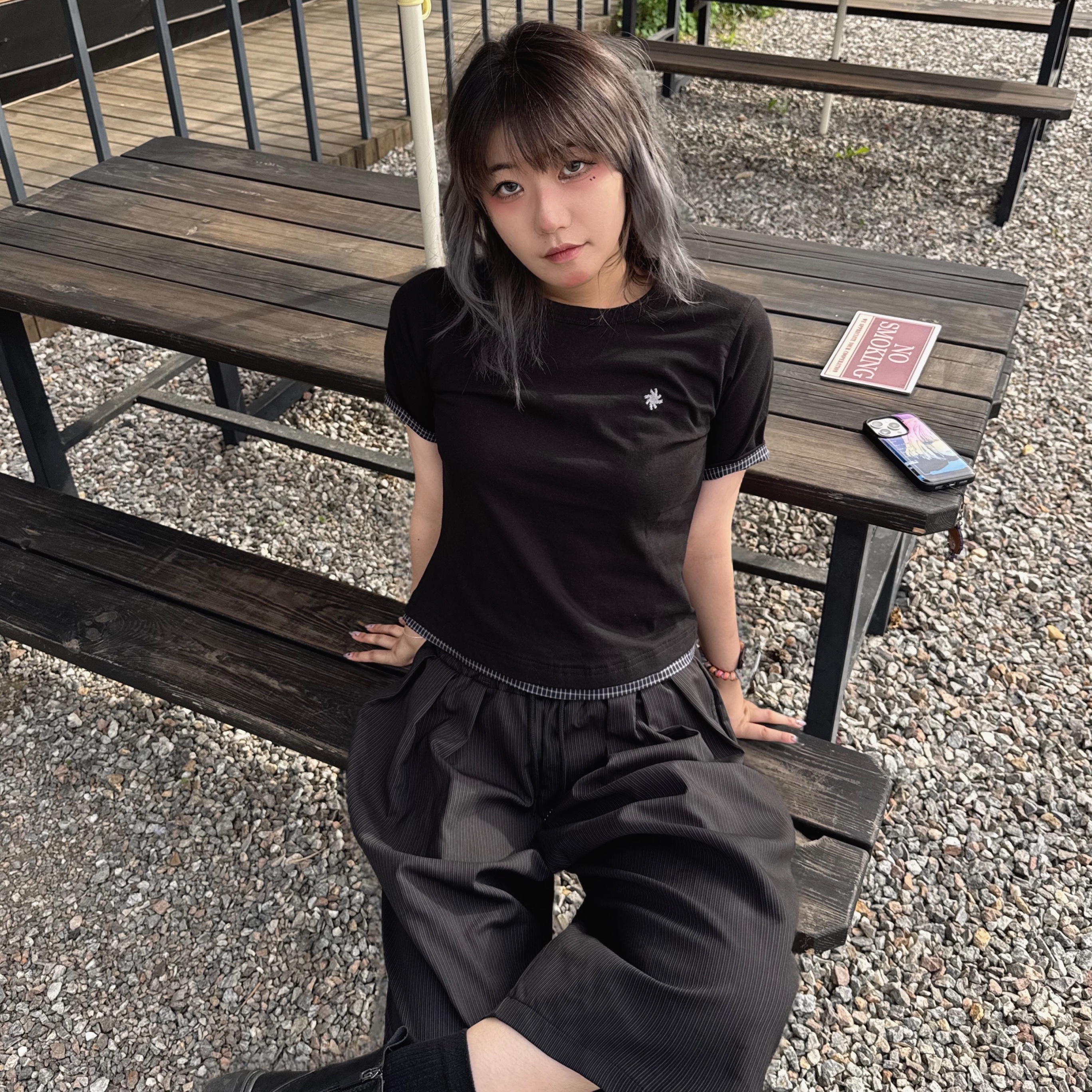 SLOW RECORD HOUSE Layered Check Roll-Up T-Shirt Black 착용 스타일 - 3