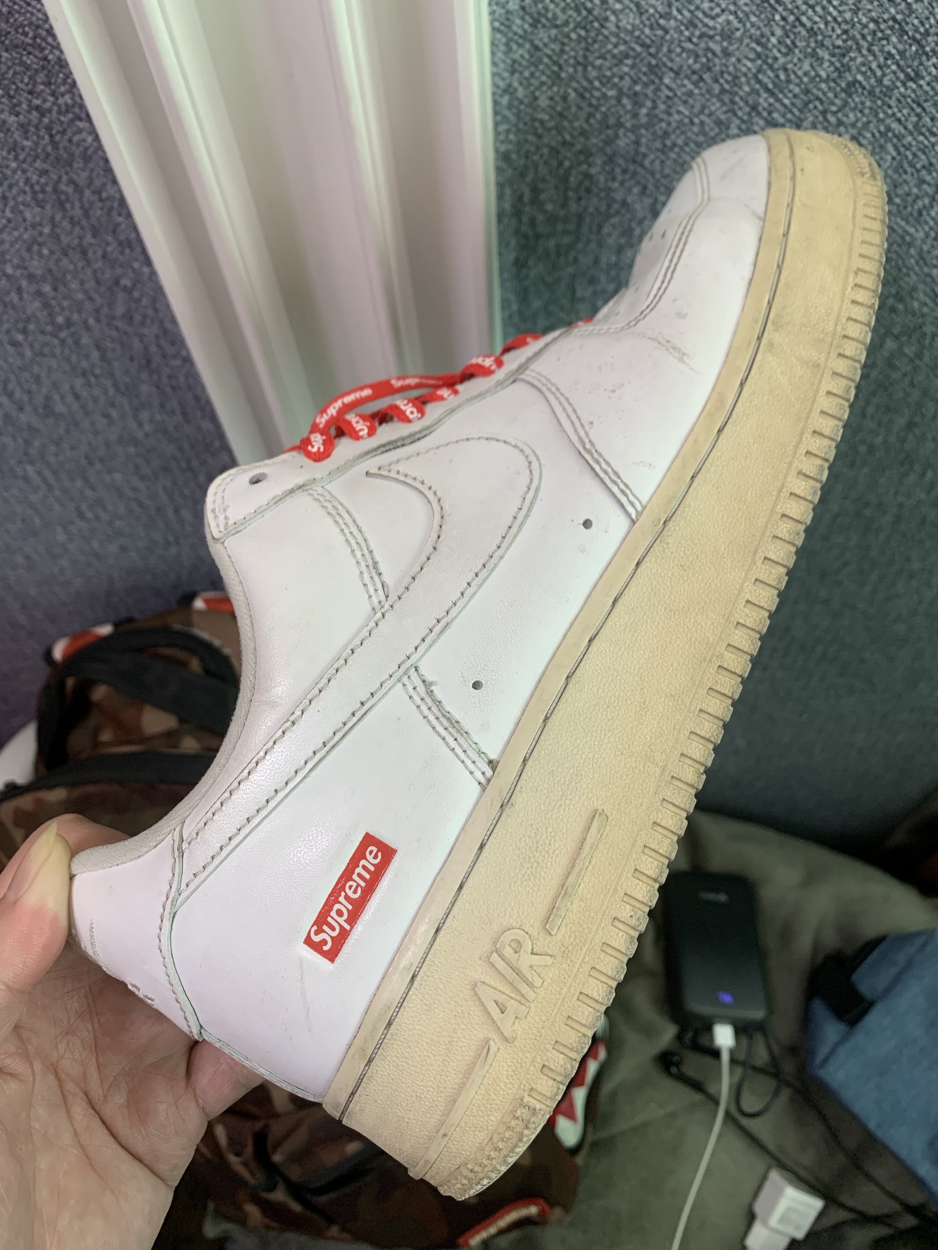 Nike x Supreme Air Force 1 Low White 착용 스타일