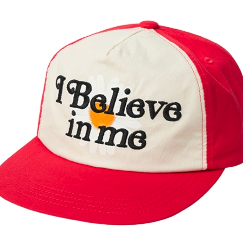 Peaceminusone x Verdy 5 Panel Ball Cap Red 착용 스타일