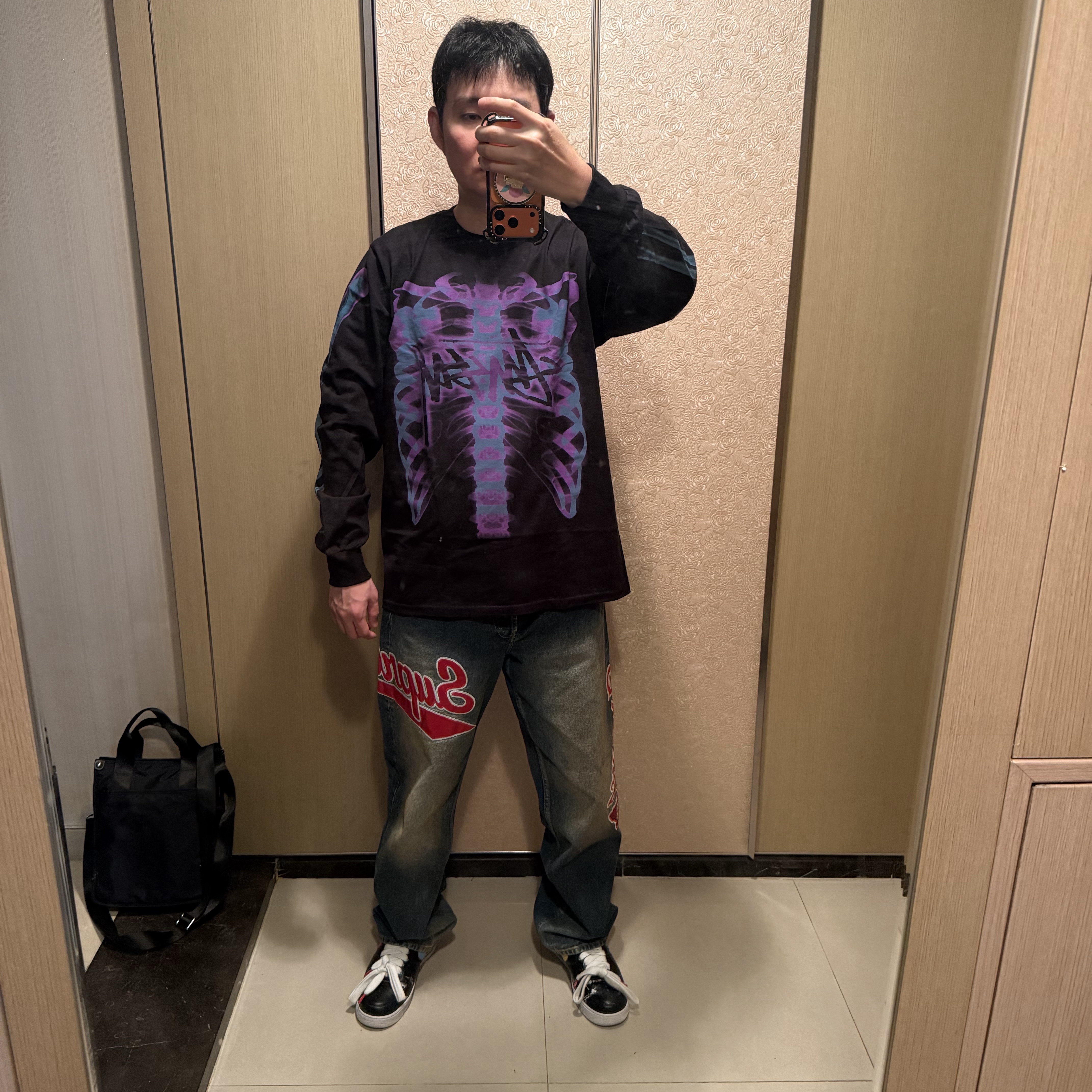 Stussy Rib Cage LS T-Shirt Black 착용 스타일 - 1