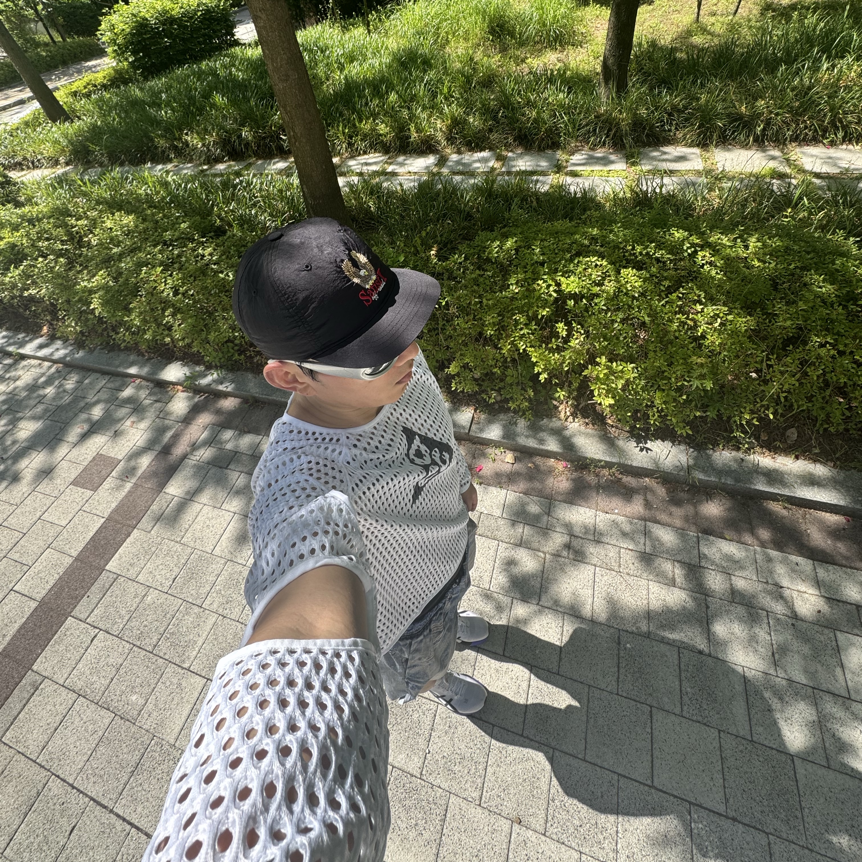 Nike ACG Radical Airflow NXT White Anthracite - Asia, (W) Nike ACG Radical Airflow NXT White Anthracite - Asia 착용 스타일 - 2