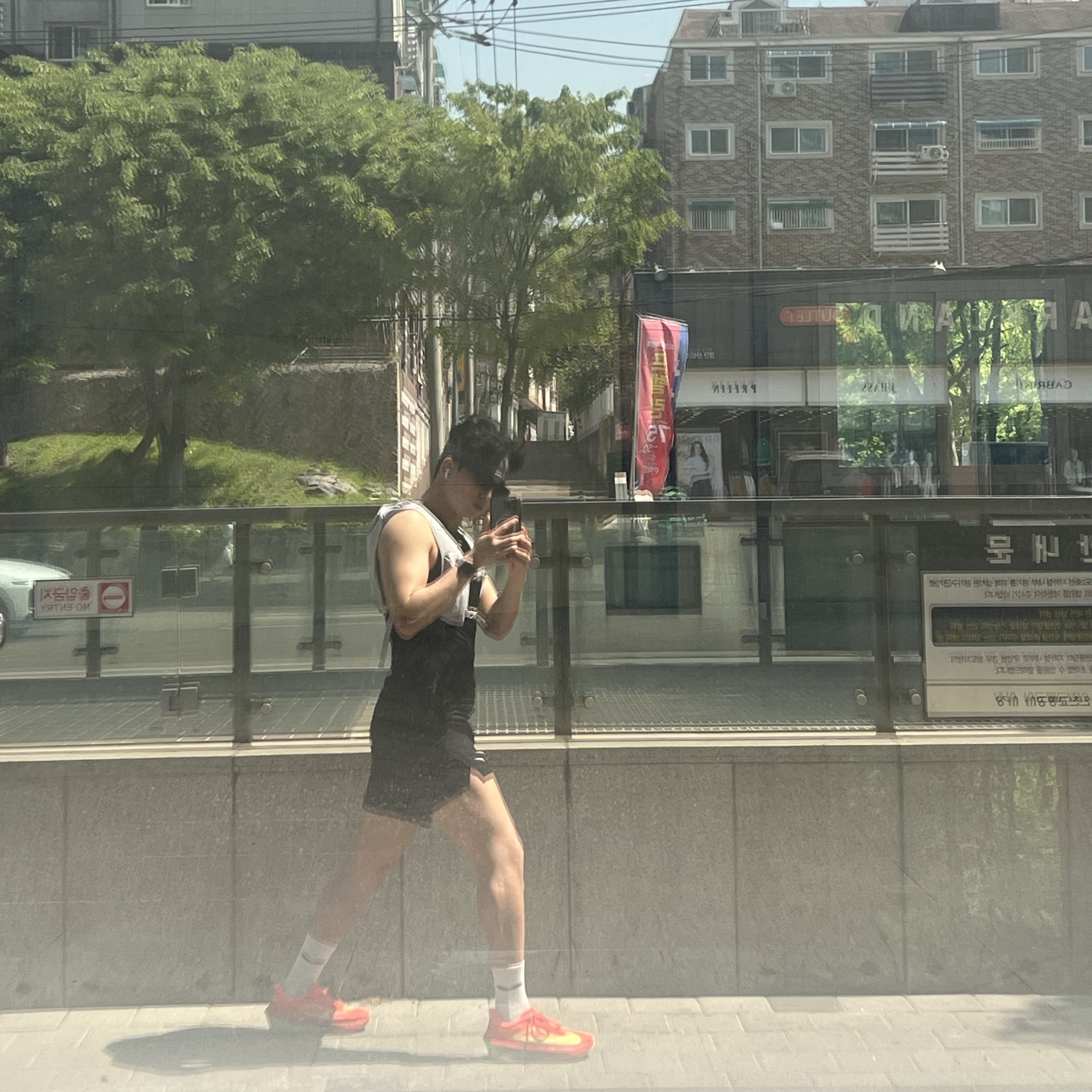 Nike Zoom Fly 6 Bright Crimson Lime Blast, Nike Pro Dri-Fit Tight Fitness Top Black White - Asia 착용 스타일 - 2