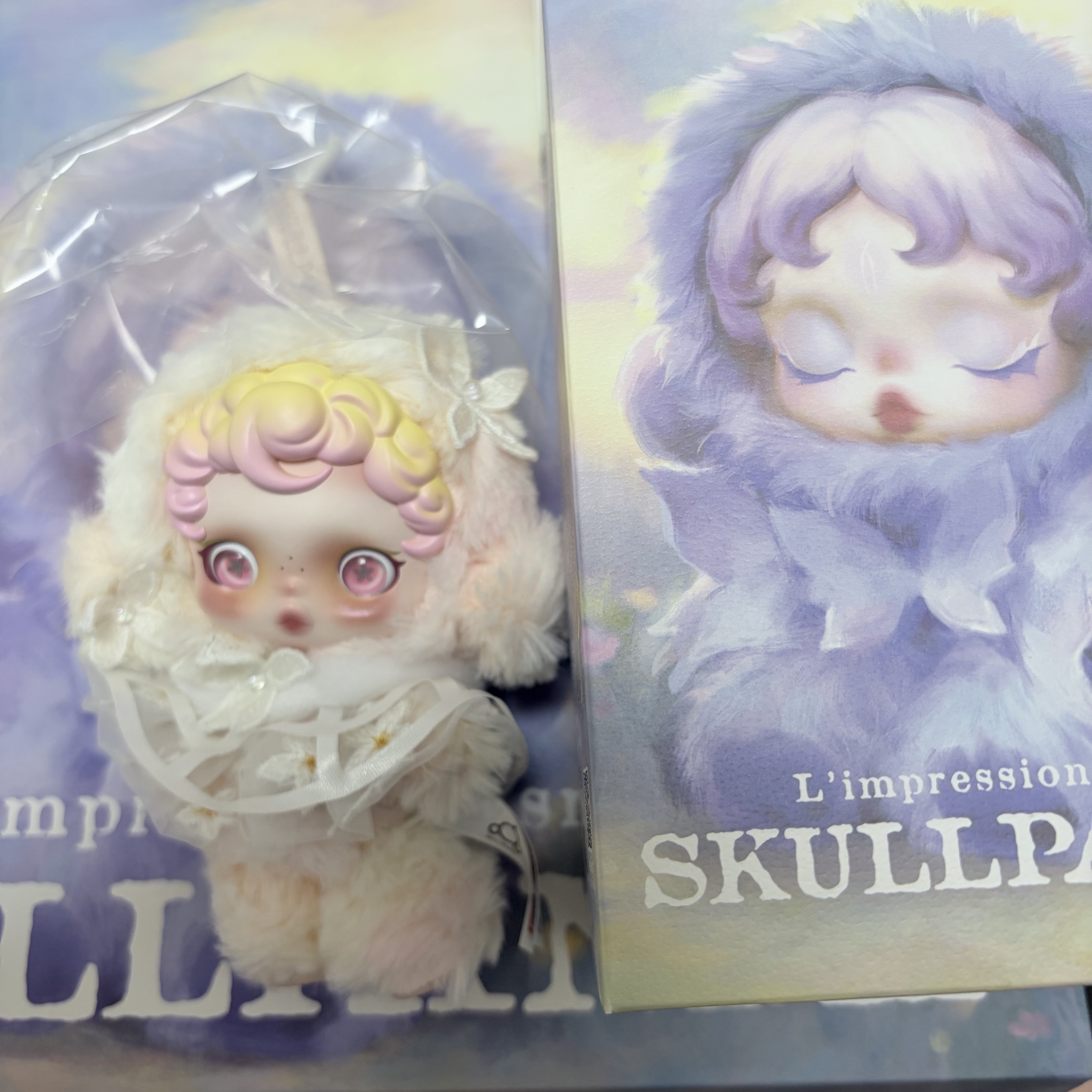 Pop Mart Skullpanda L’Impressionnisme Series Plush Doll (9 Blind Boxes) 착용 스타일 - 1