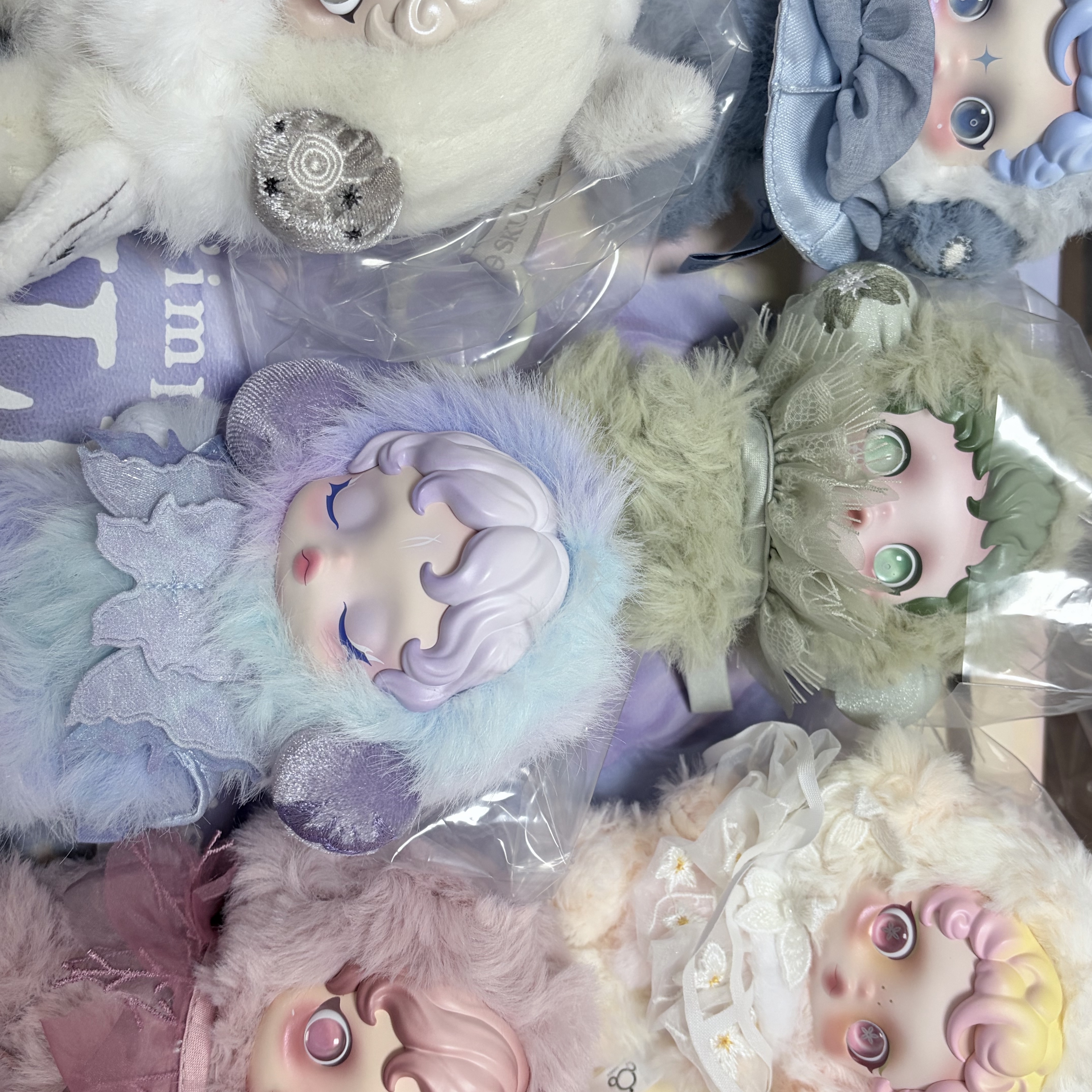 Pop Mart Skullpanda L’Impressionnisme Series Plush Doll (9 Blind Boxes) 착용 스타일 - 2