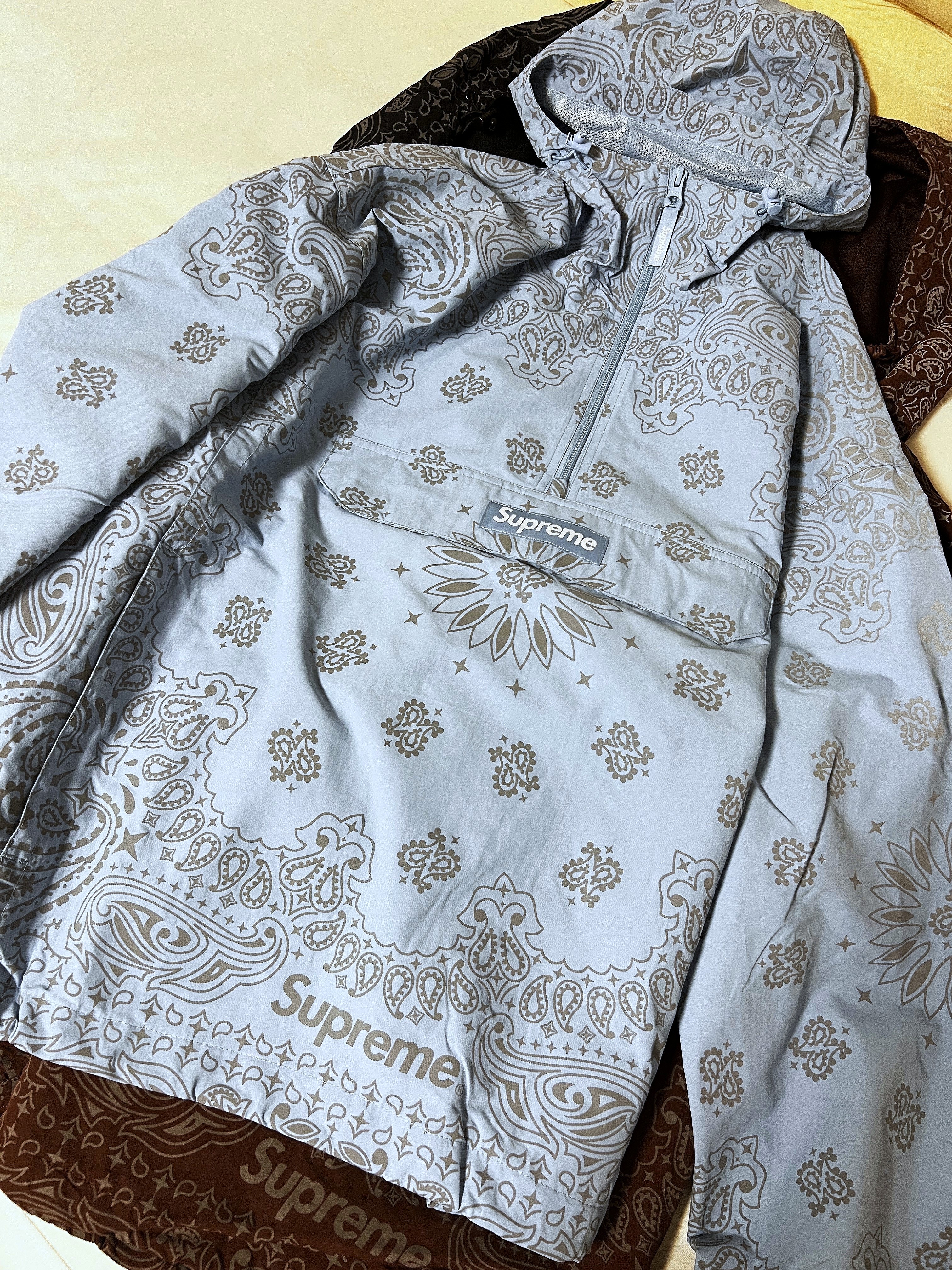 Supreme Reflective Bandana Anorak Light Blue - 26SS 착용 스타일