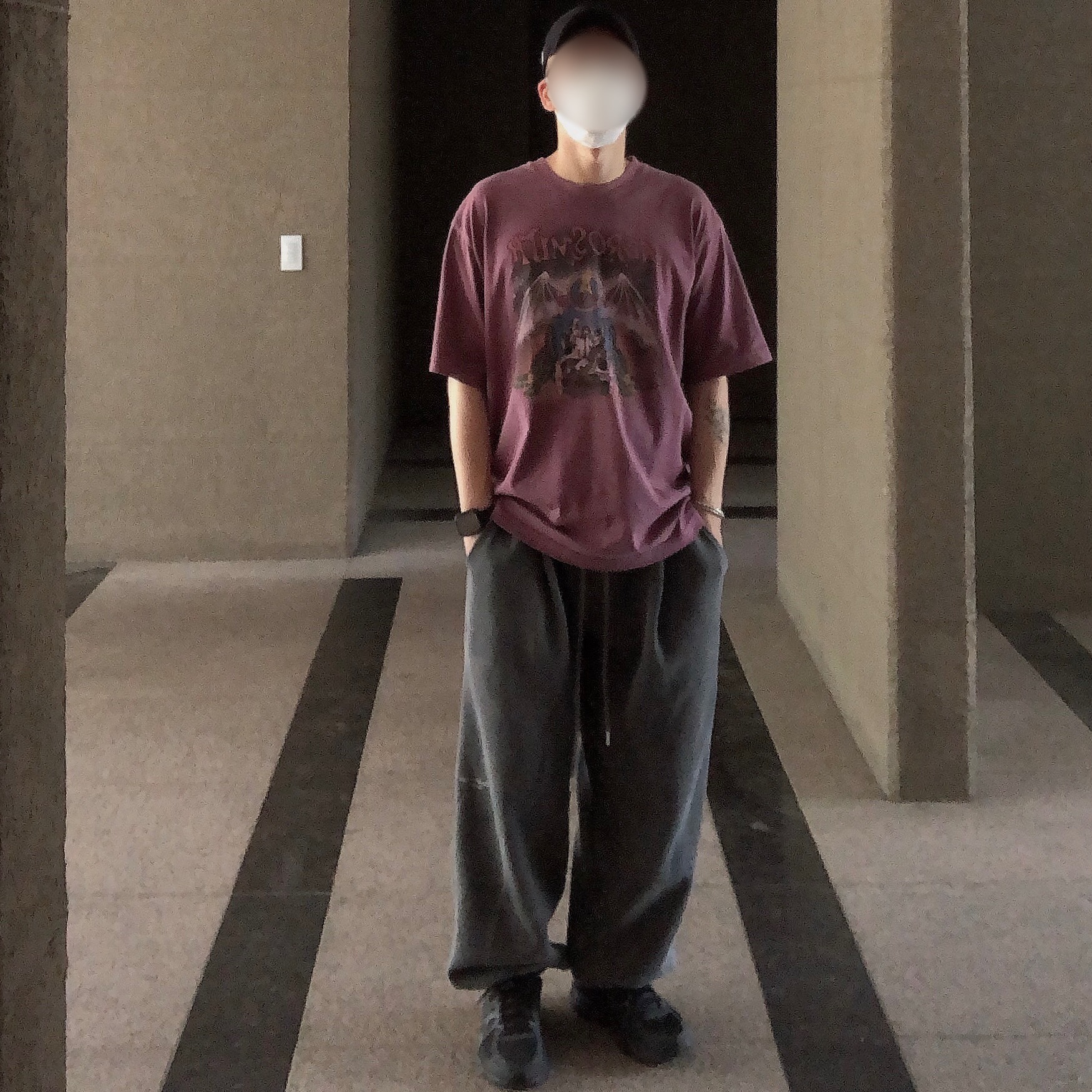 Undermycar Mu.03 Anti Fxxking Logo Play Oversized Sweat Jogger Pigment Gray 착용 스타일 - 1