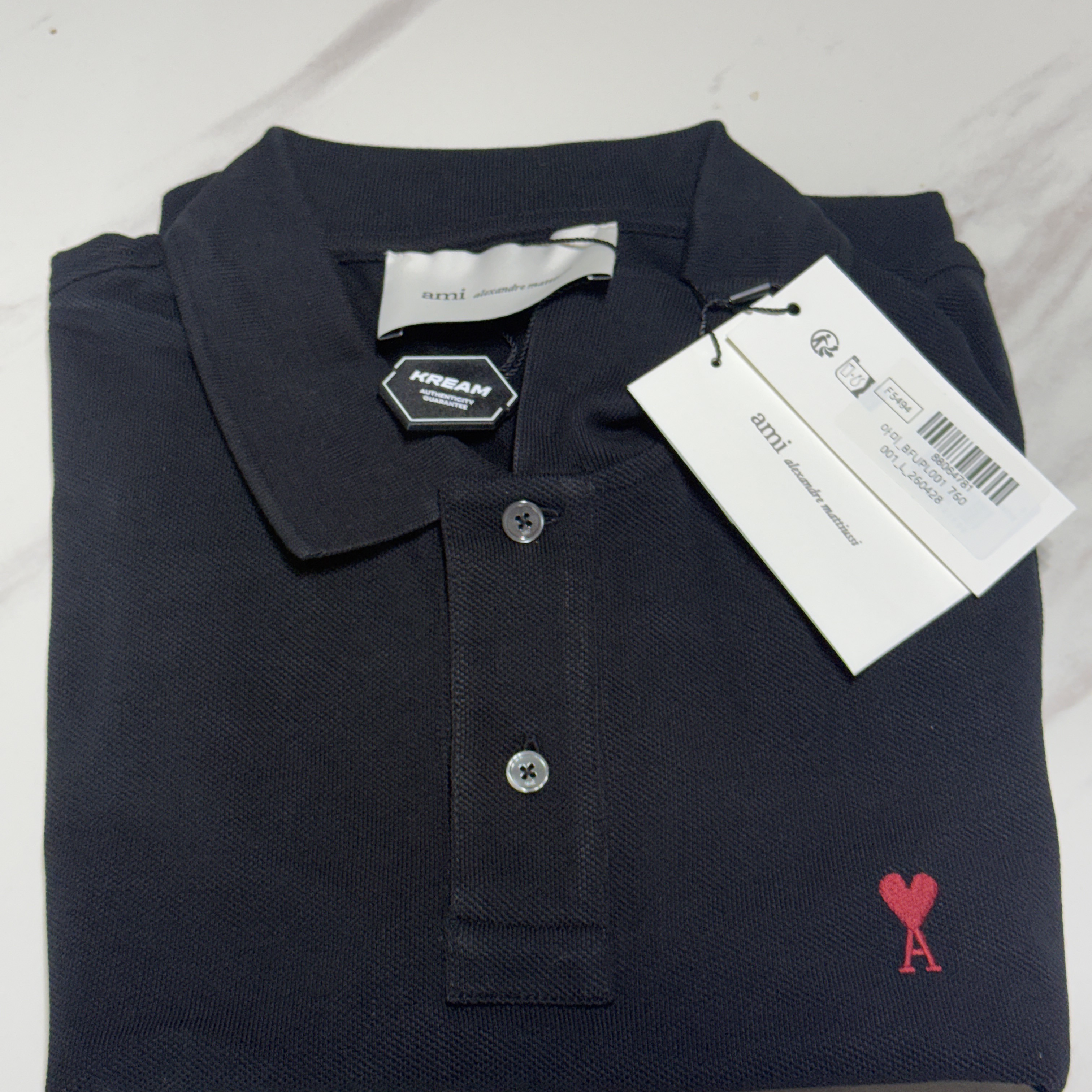 AMI de Coeur Polo Shirt Black 착용 스타일