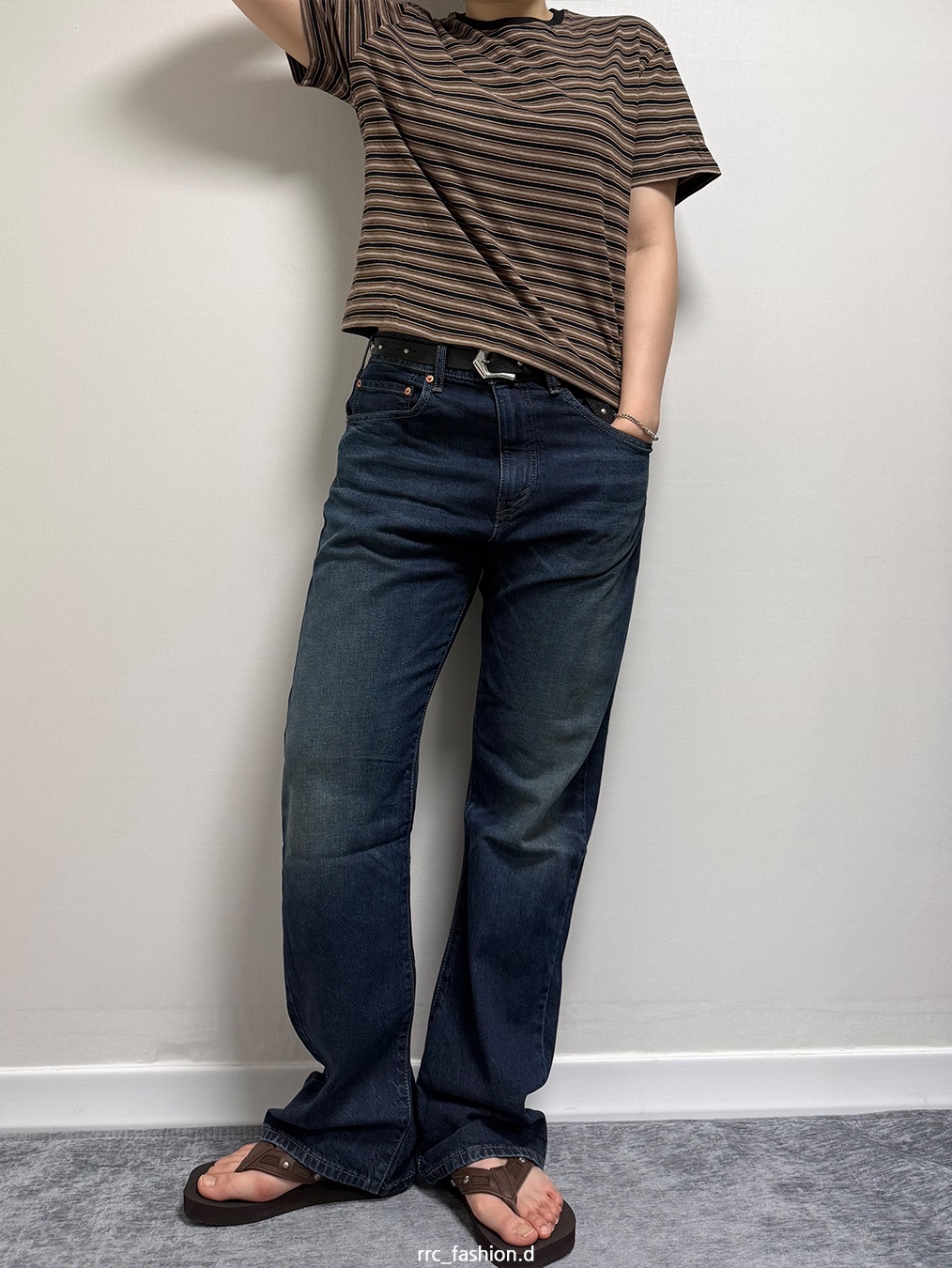 Levi's 517 Bootcut Jeans Got A Feeling Dark Wash Stretch, SUBCATEGORY SUB_F831 Brown 착용 스타일 - 1