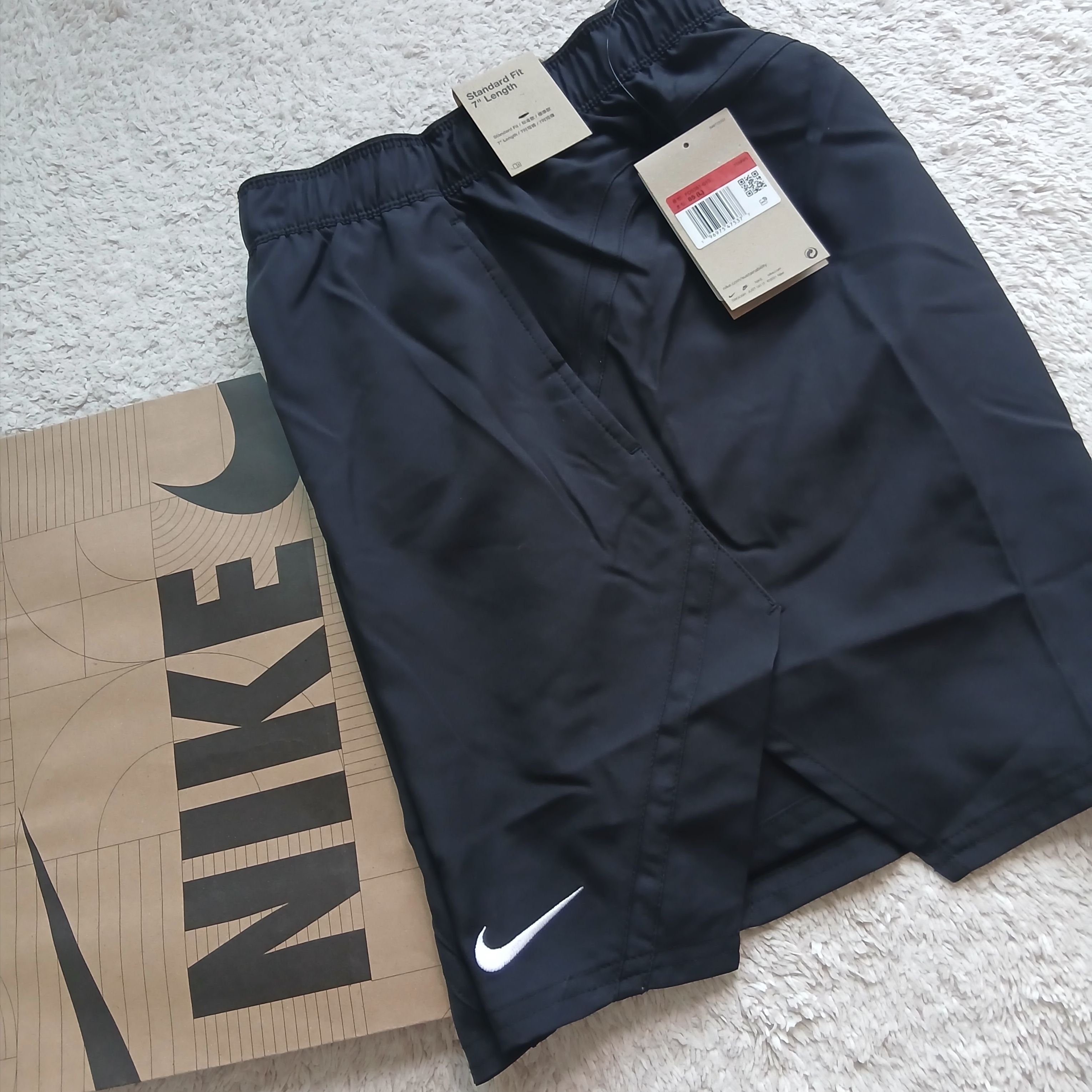 Nike Court Victory Dri-Fit 7 Inch Tennis Shorts White Black White - Asia, Nike Court Victory Dri-Fit 9 Inch Tennis Shorts Black - Asia 착용 스타일 - 1